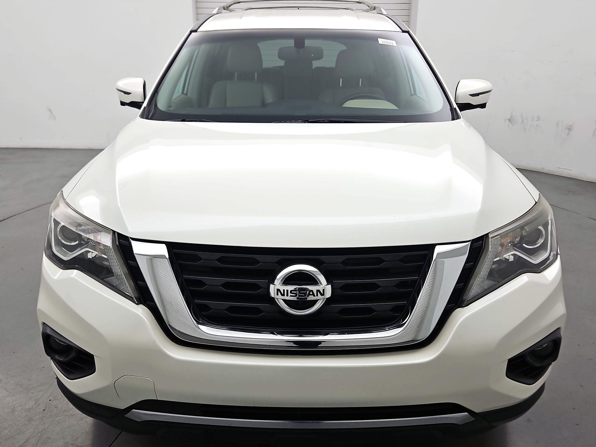 Thumbnail: 2017 Nissan Pathfinder - 2