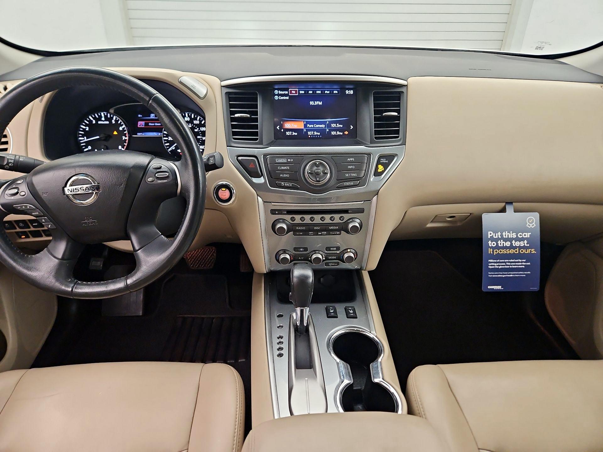 Thumbnail: 2017 Nissan Pathfinder - 8