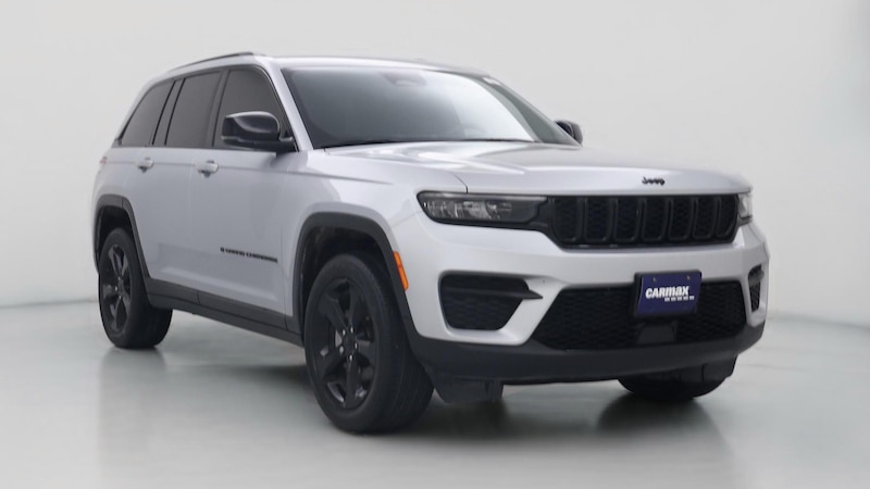 2023 Jeep Grand Cherokee Altitude Hero Image