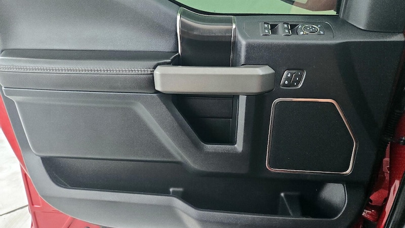 2020 Ford F-150 Raptor 12