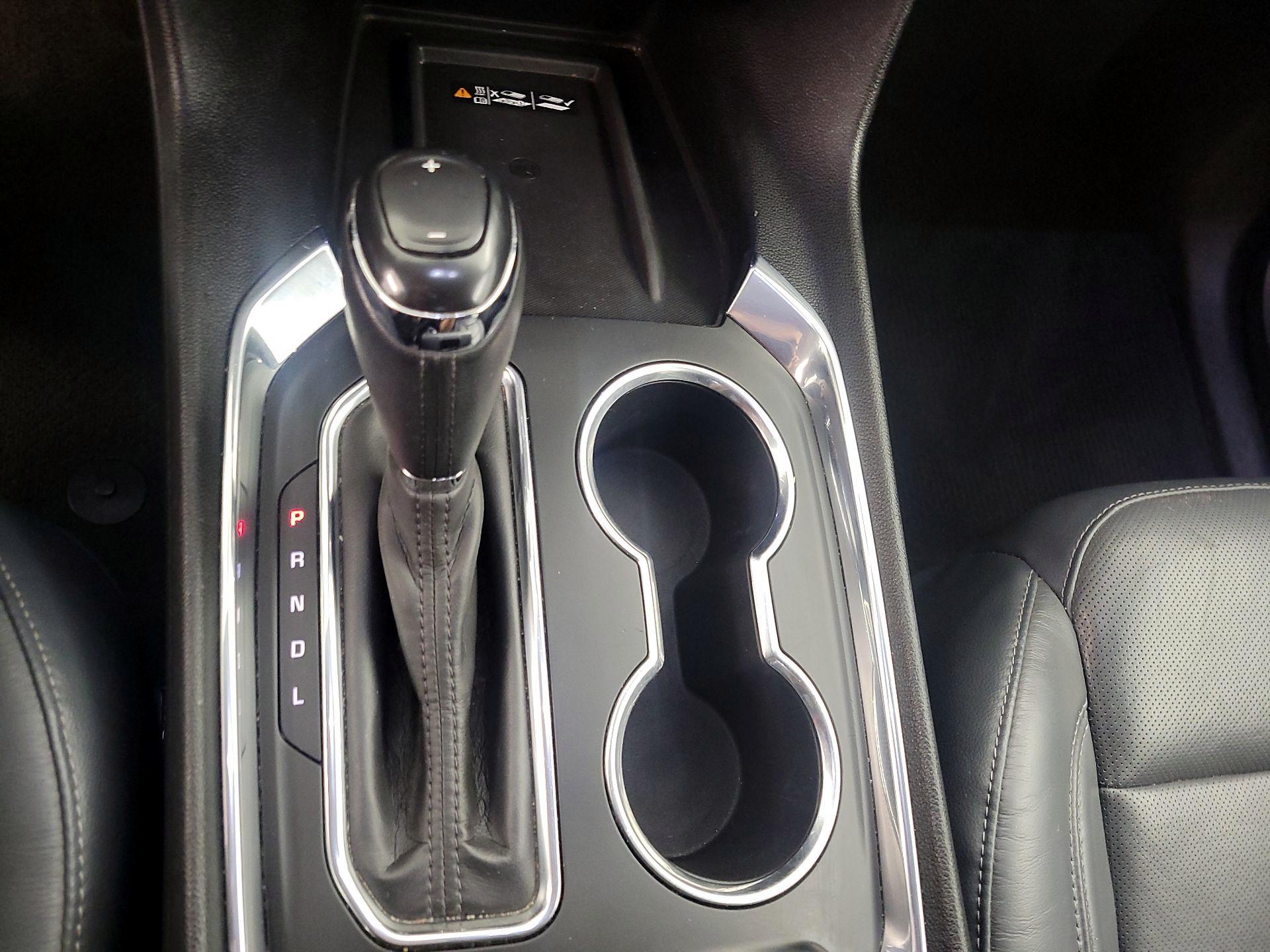 Thumbnail: 2020 Chevrolet Traverse - 15