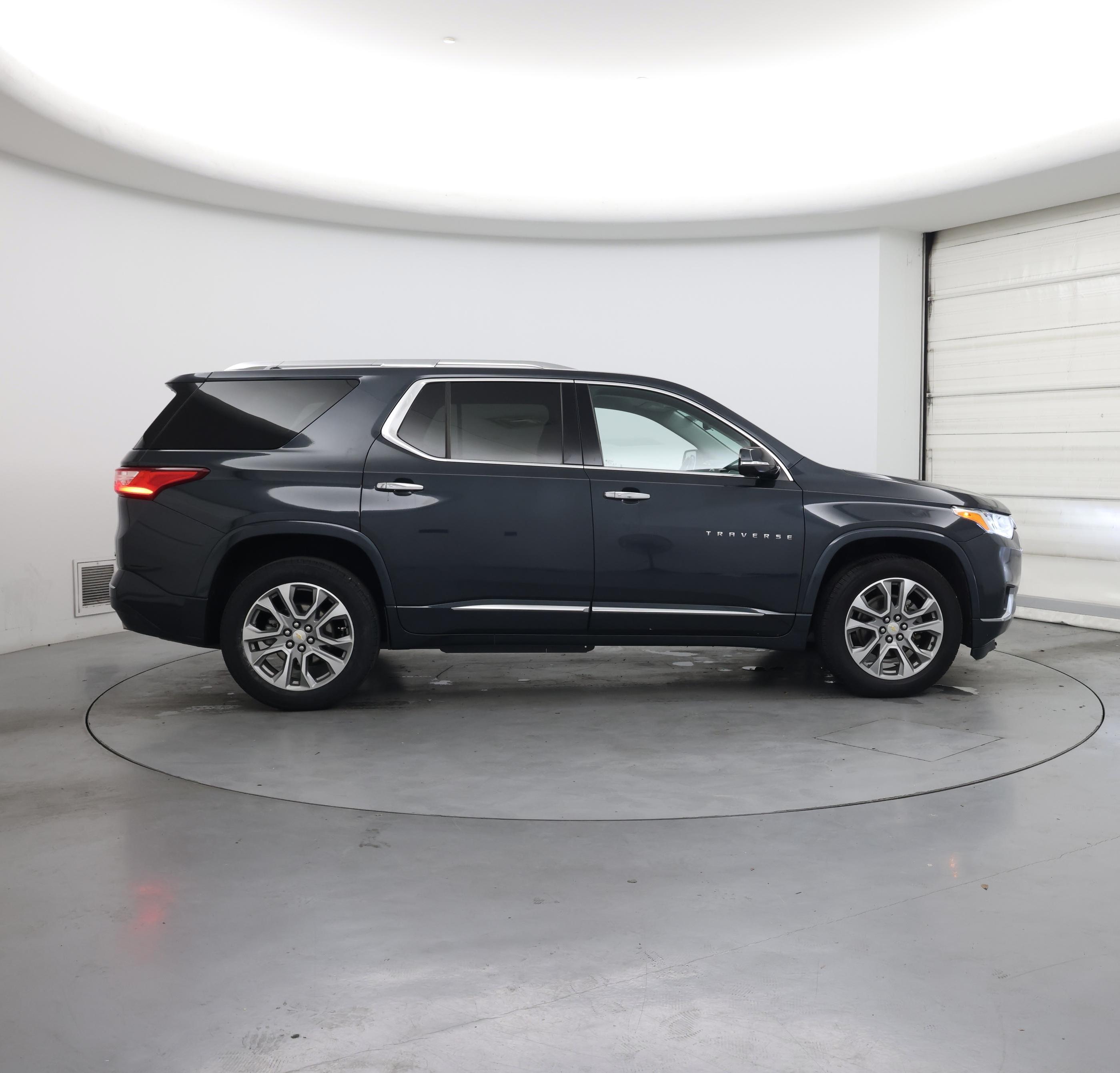 Thumbnail: 2020 Chevrolet Traverse - 7