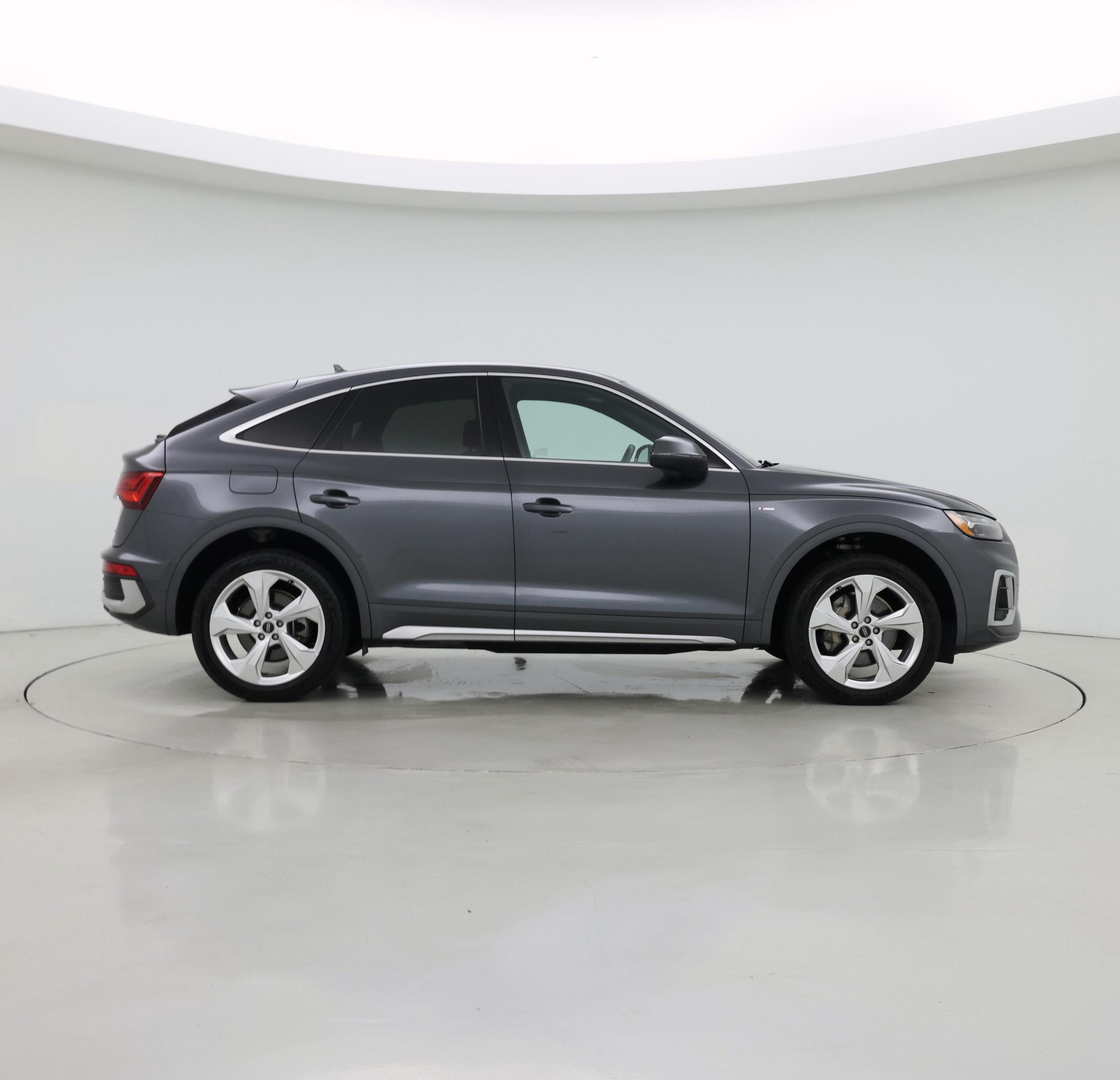 Thumbnail: 2021 Audi Q5 - 7