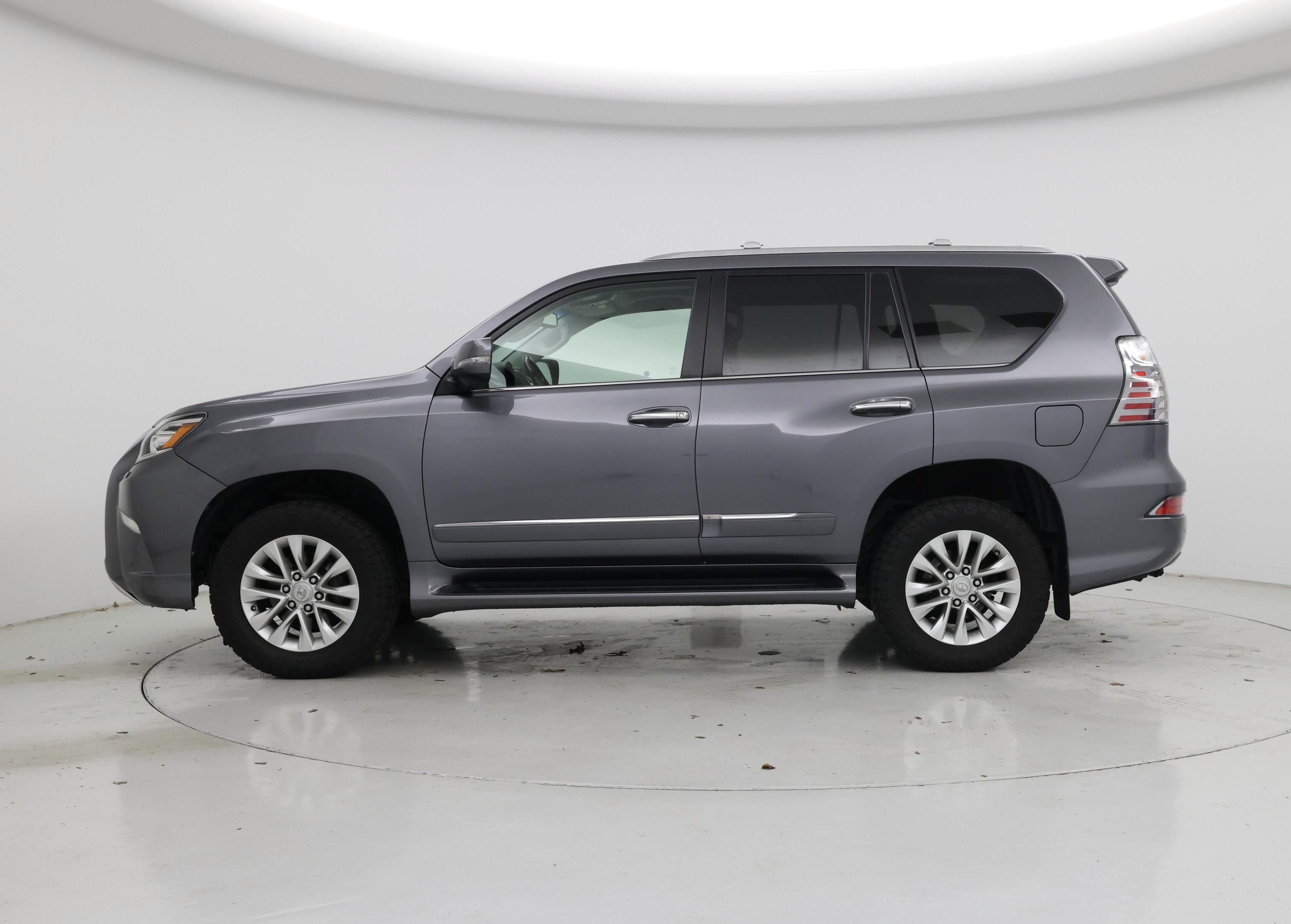 Thumbnail: 2017 Lexus GX - 3