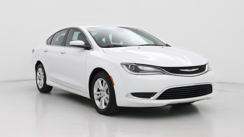 2016 Chrysler 200 Limited Hero Image