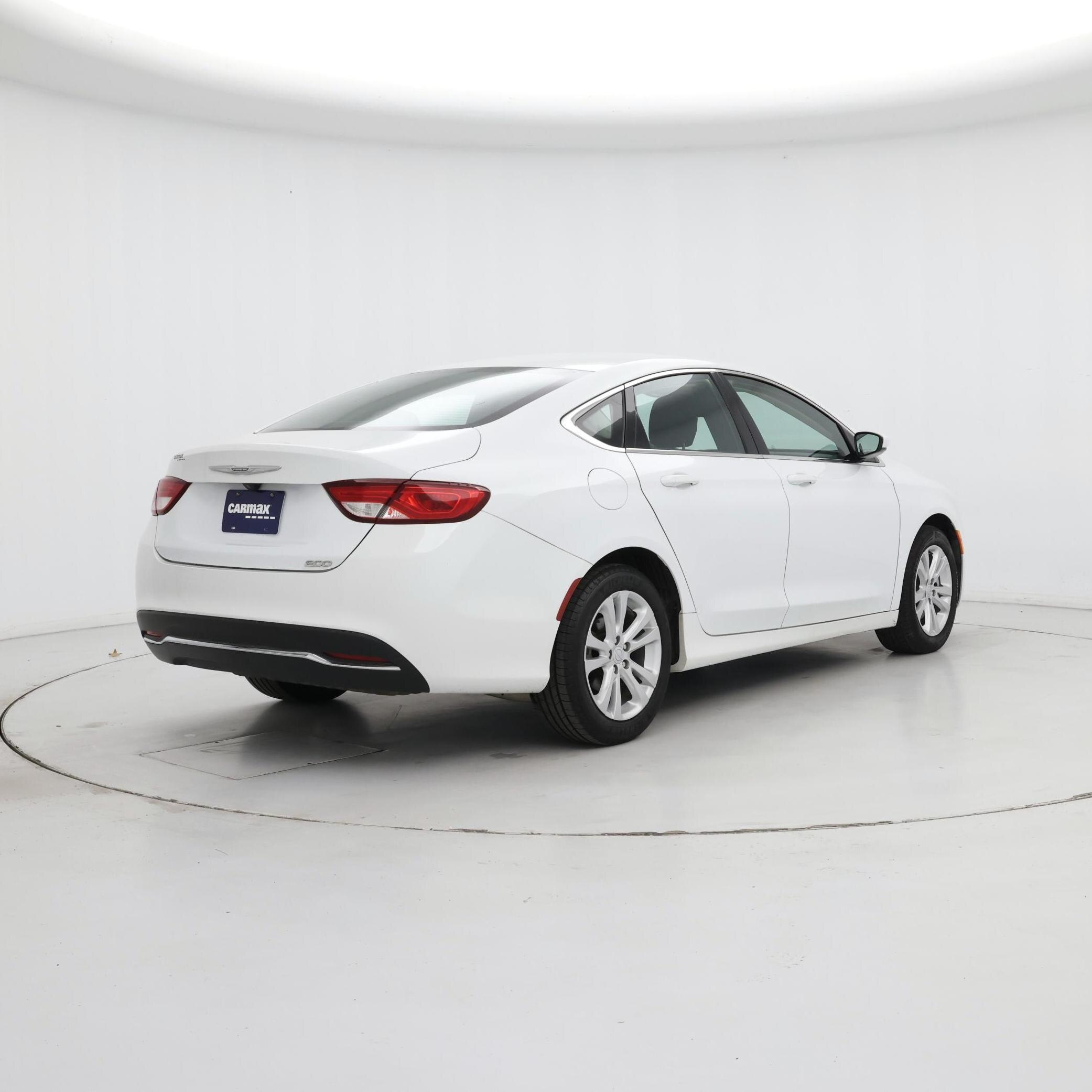 Thumbnail: 2016 Chrysler 200 - 8