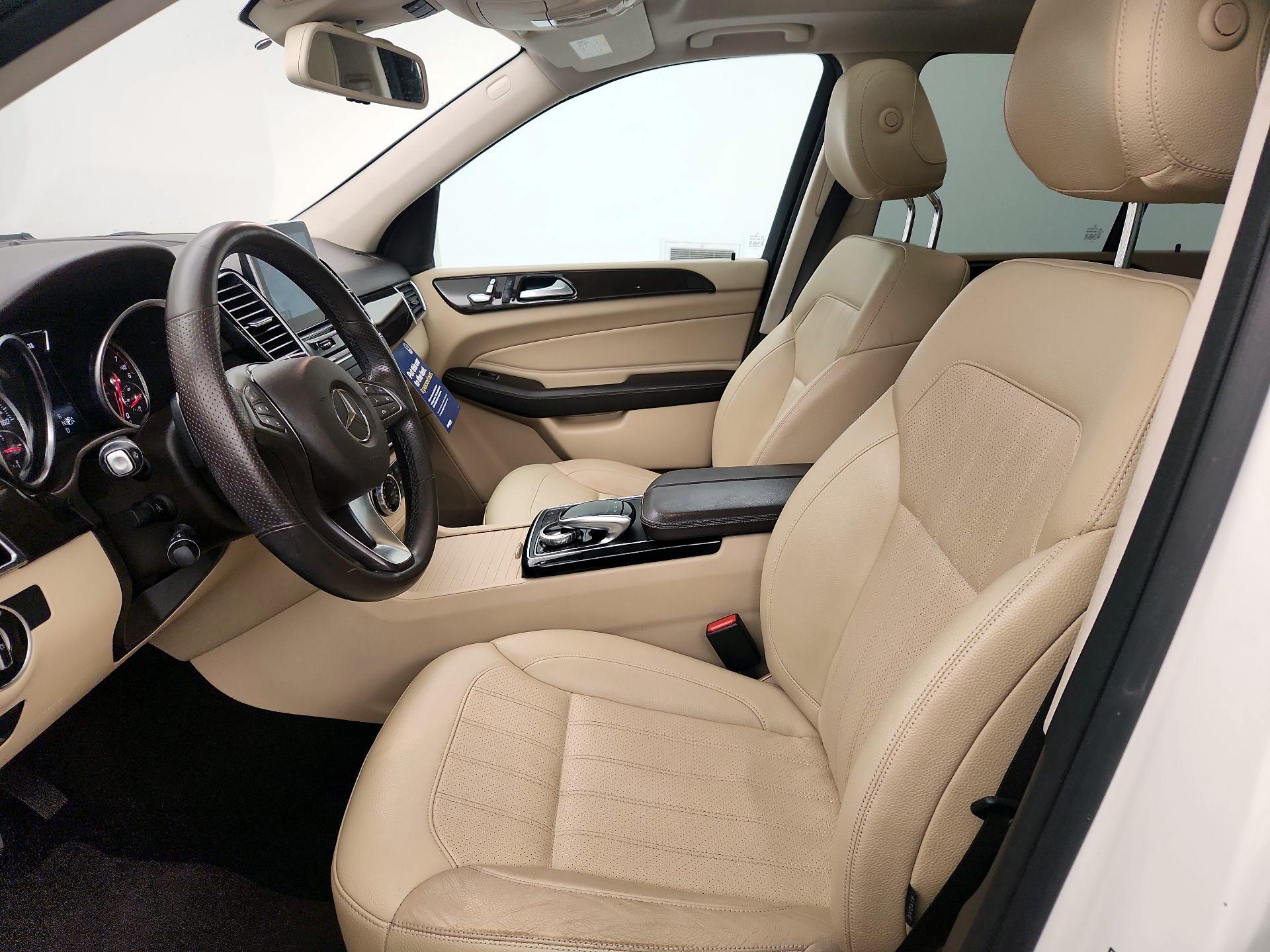 Thumbnail: 2016 Mercedes-Benz GLE - 11