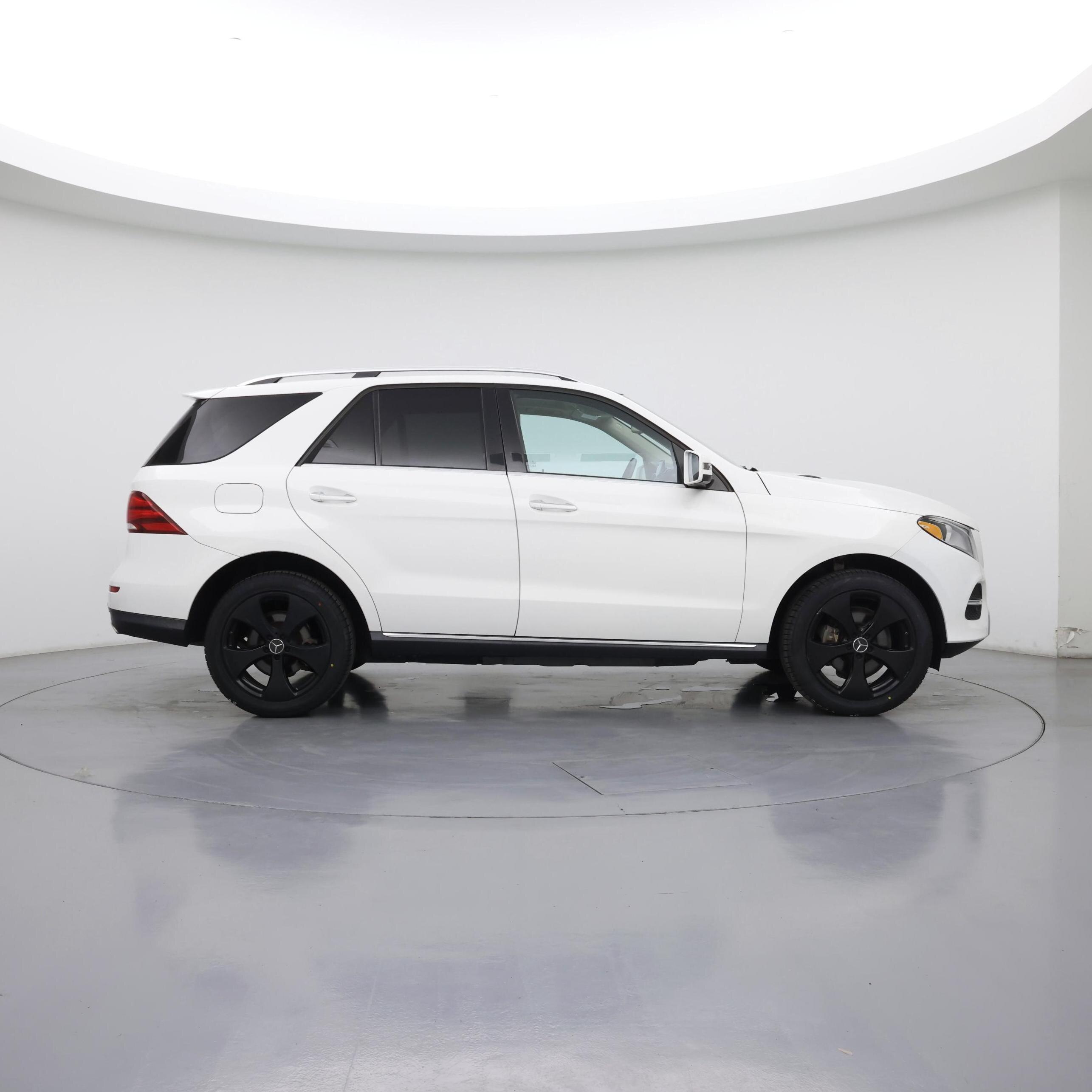 Thumbnail: 2016 Mercedes-Benz GLE - 7