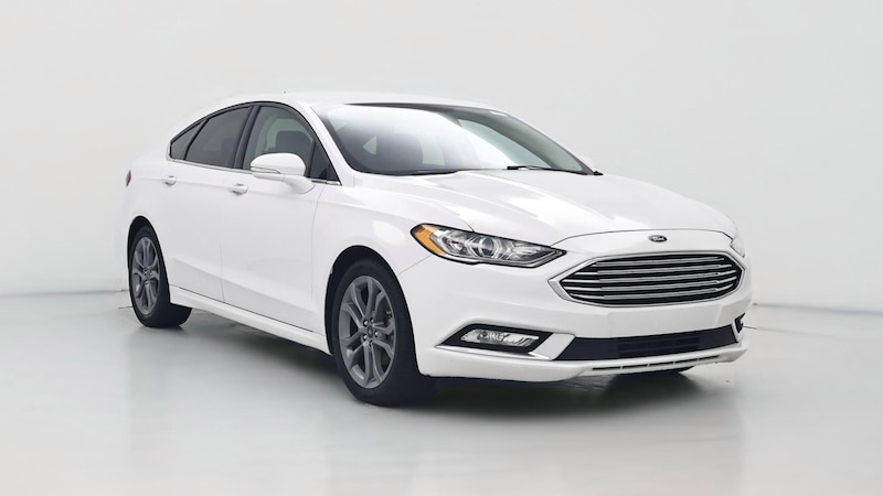 2017 Ford Fusion SE Hero Image