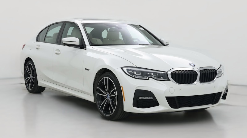 2022 BMW 3 Series 330i Hero Image