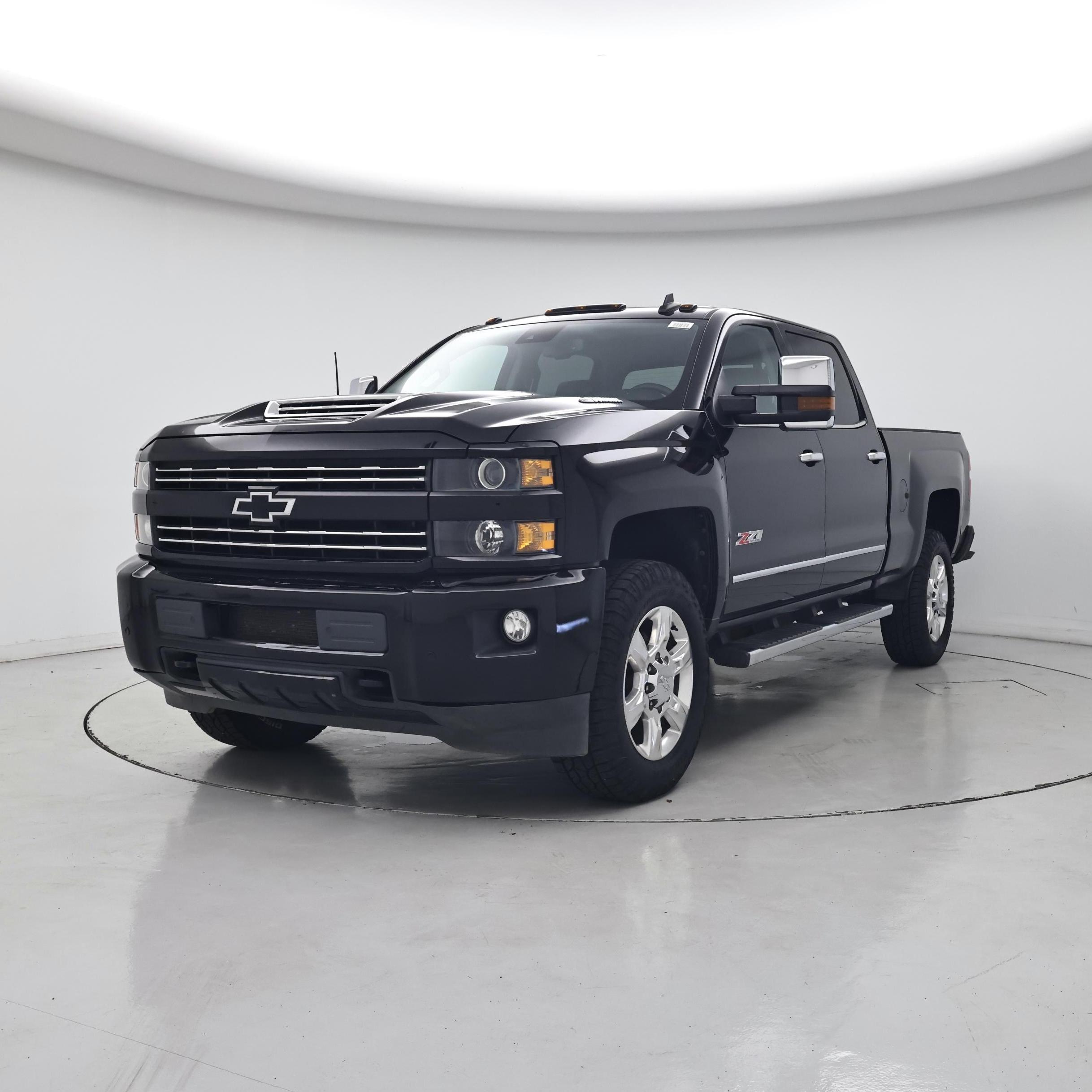 Thumbnail: 2019 Chevrolet Silverado 2500 - 4