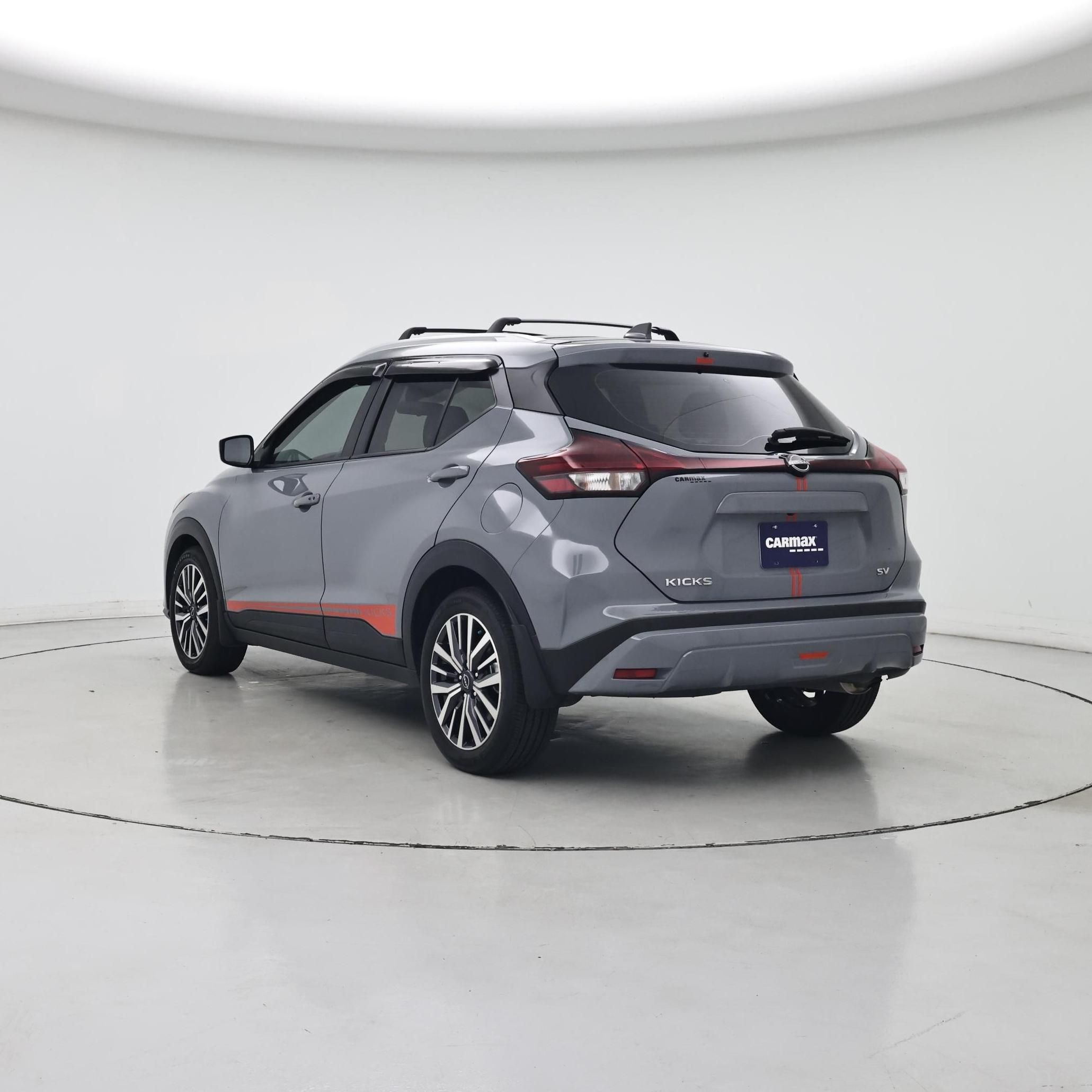 Thumbnail: 2023 Nissan Kicks - 2