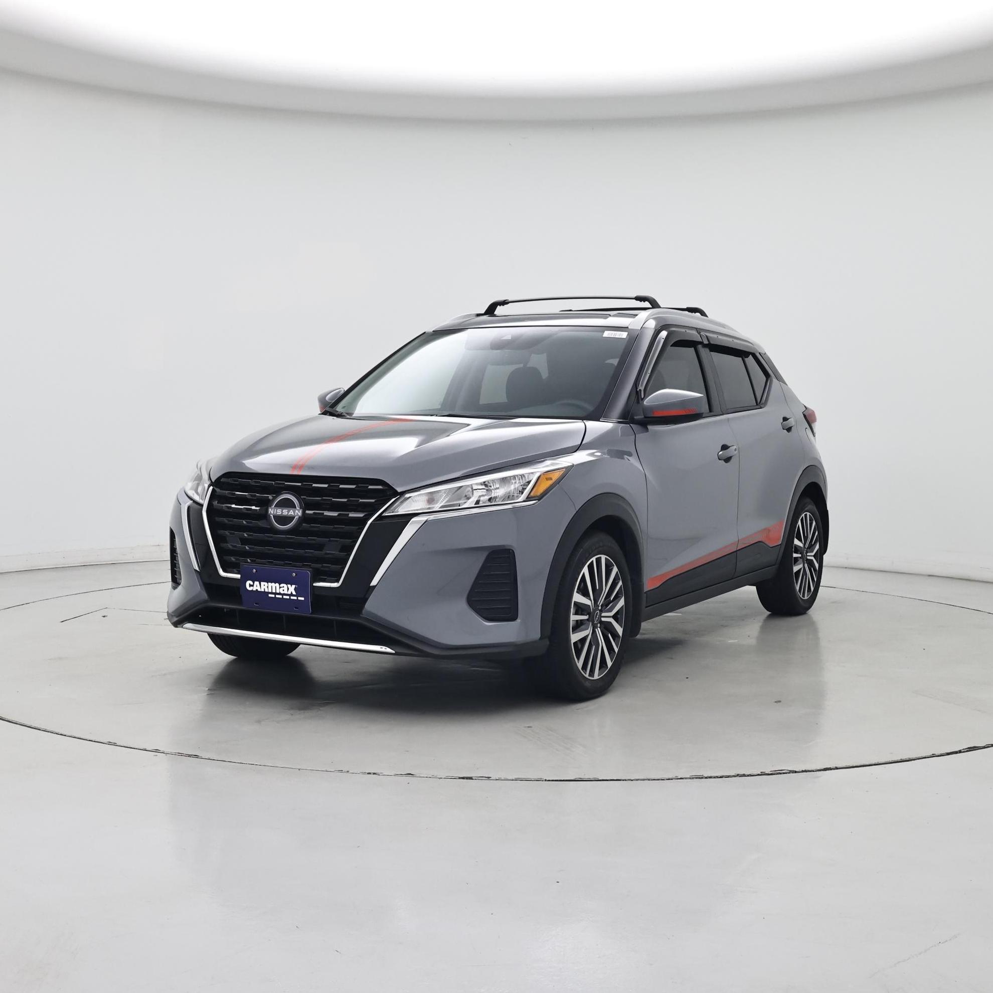 Thumbnail: 2023 Nissan Kicks - 4