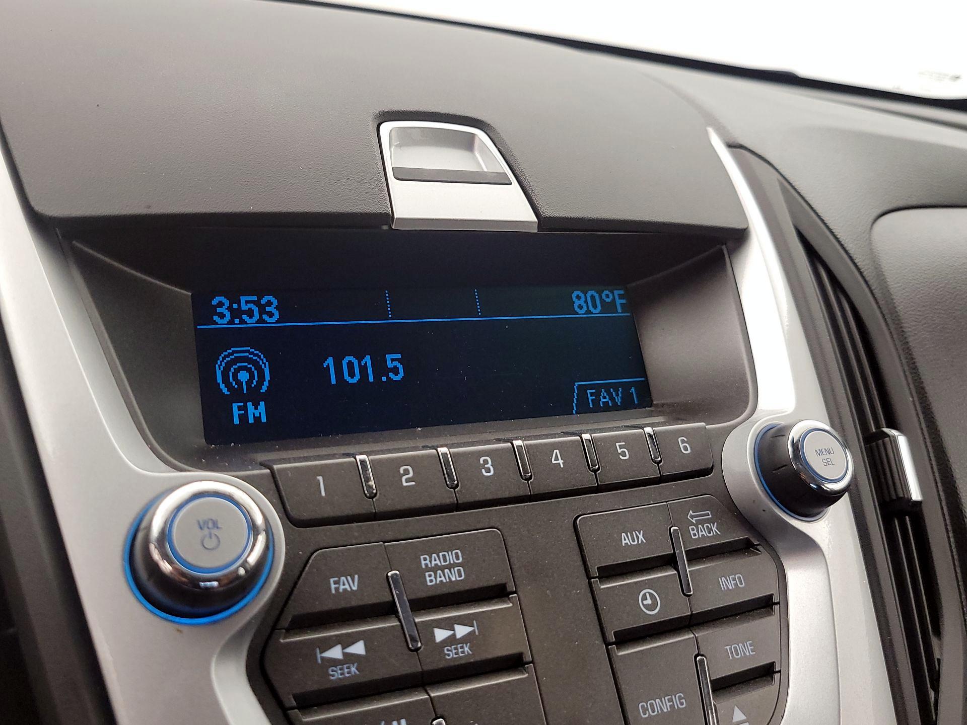 Thumbnail: 2015 Chevrolet Equinox - 13