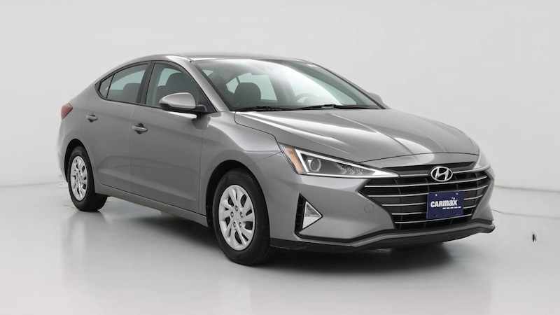 2020 Hyundai Elantra SE Hero Image