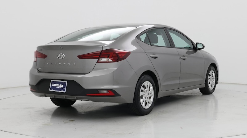 2020 Hyundai Elantra SE 8