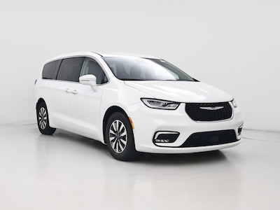 2022 Chrysler Pacifica Hybrid Touring L -
                Farragut, TN