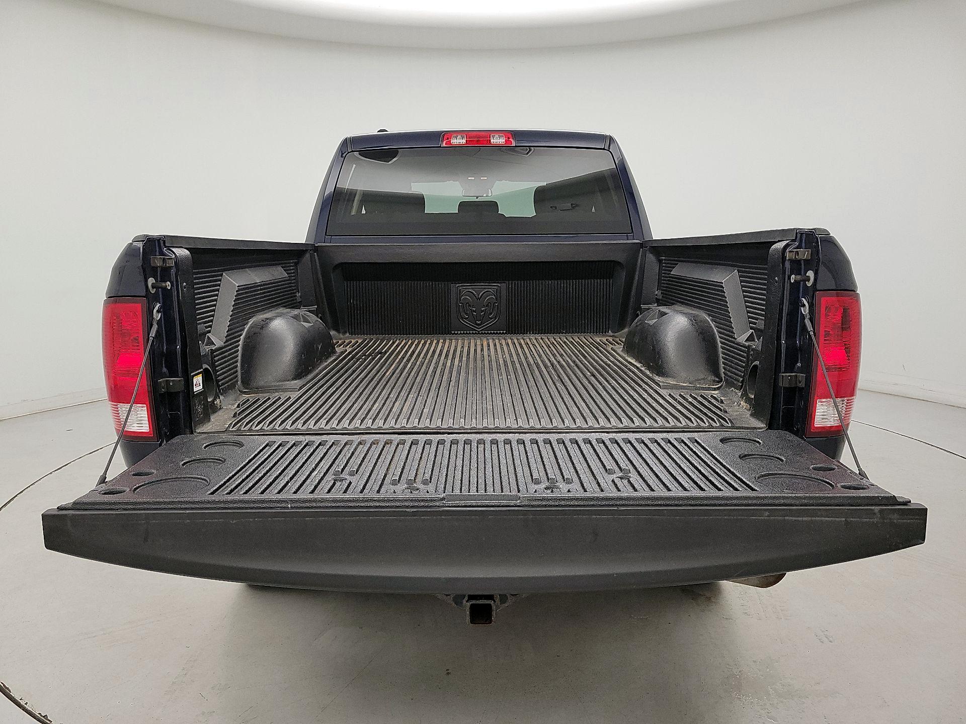 Thumbnail: 2019 RAM 1500 Classic - 20