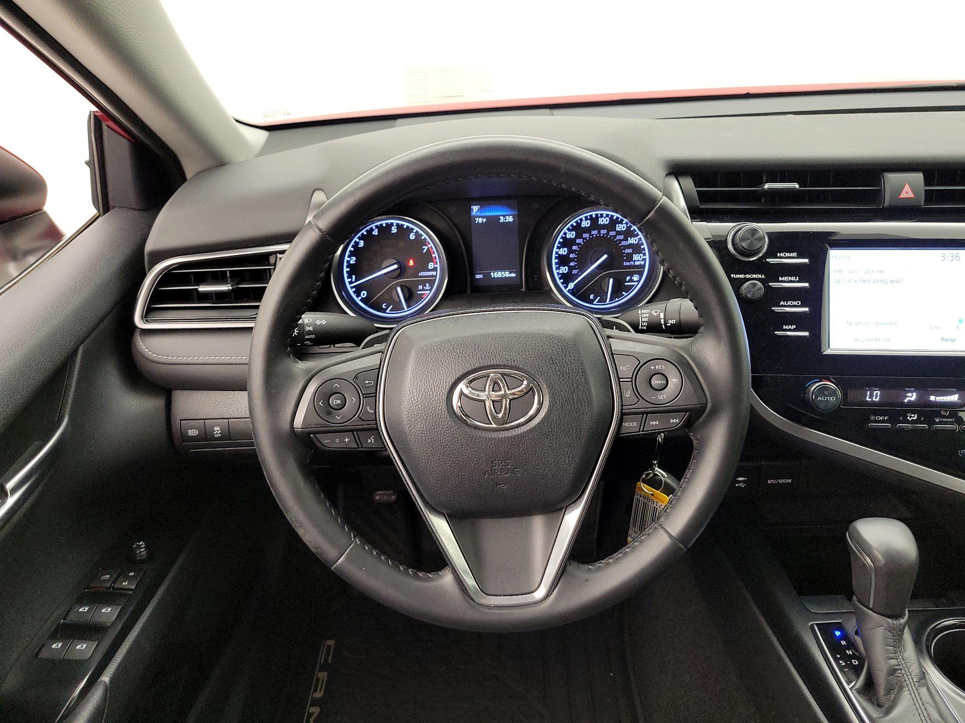 Thumbnail: 2019 Toyota Camry - 10