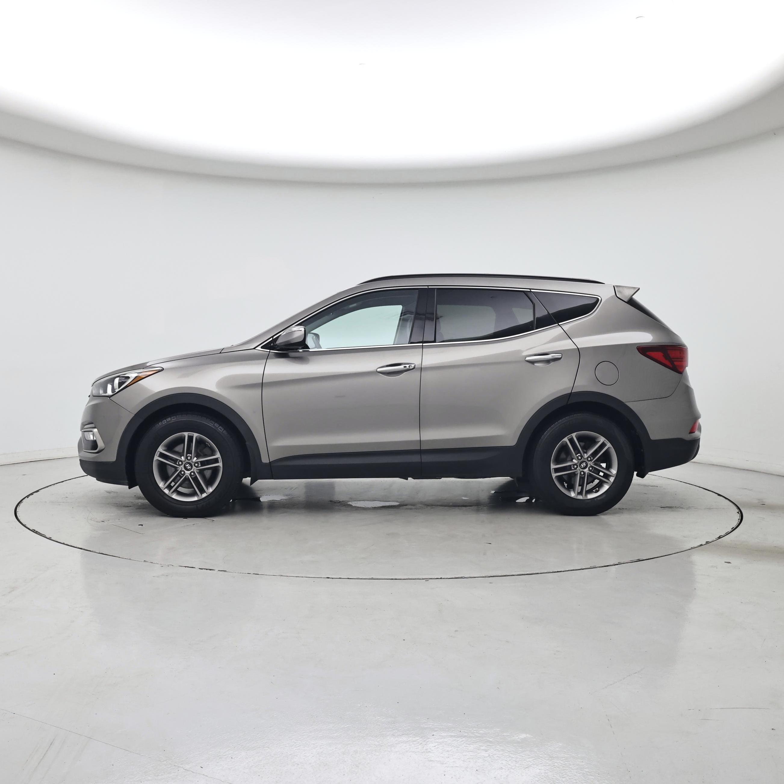 Thumbnail: 2017 Hyundai Santa Fe - 3