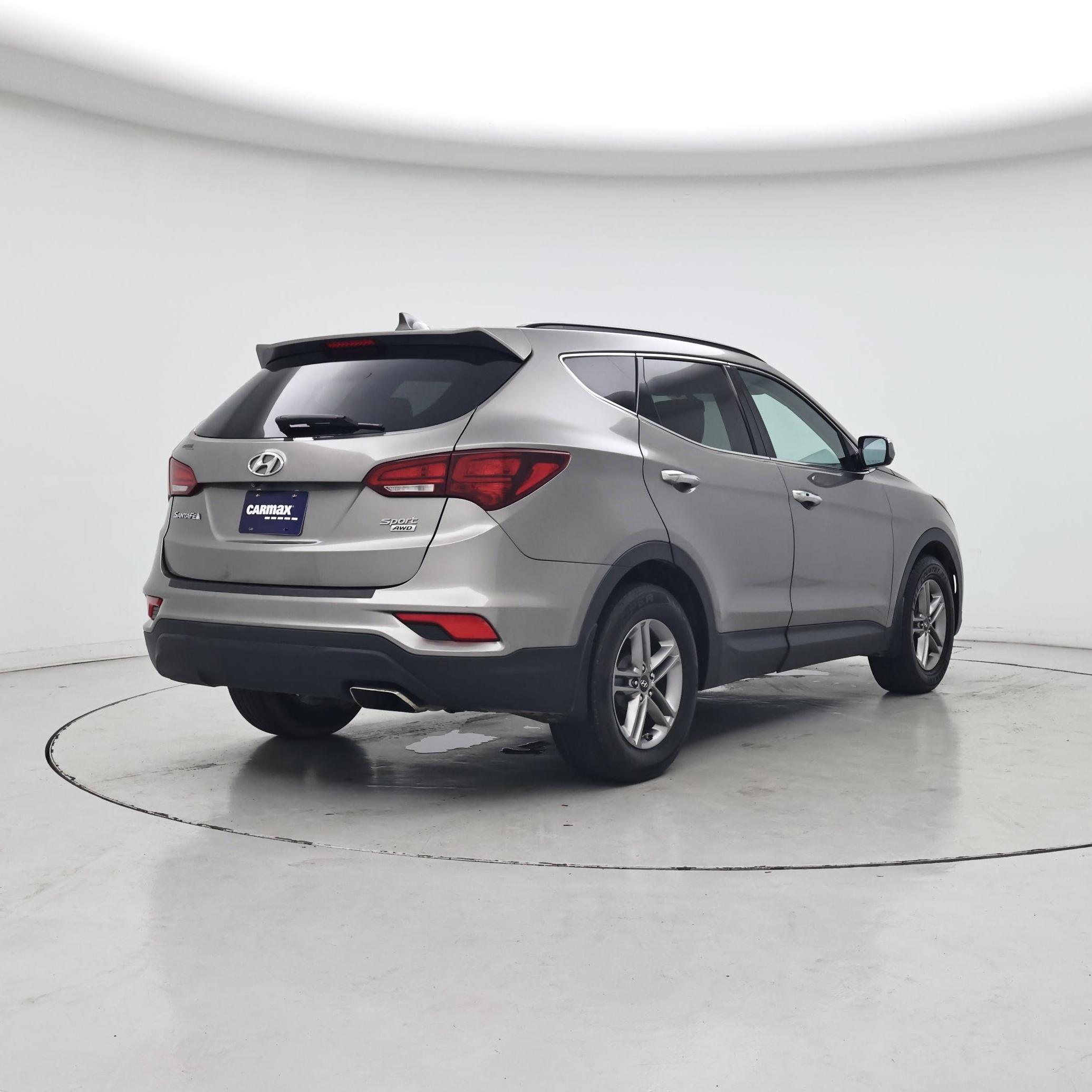 Thumbnail: 2017 Hyundai Santa Fe - 8