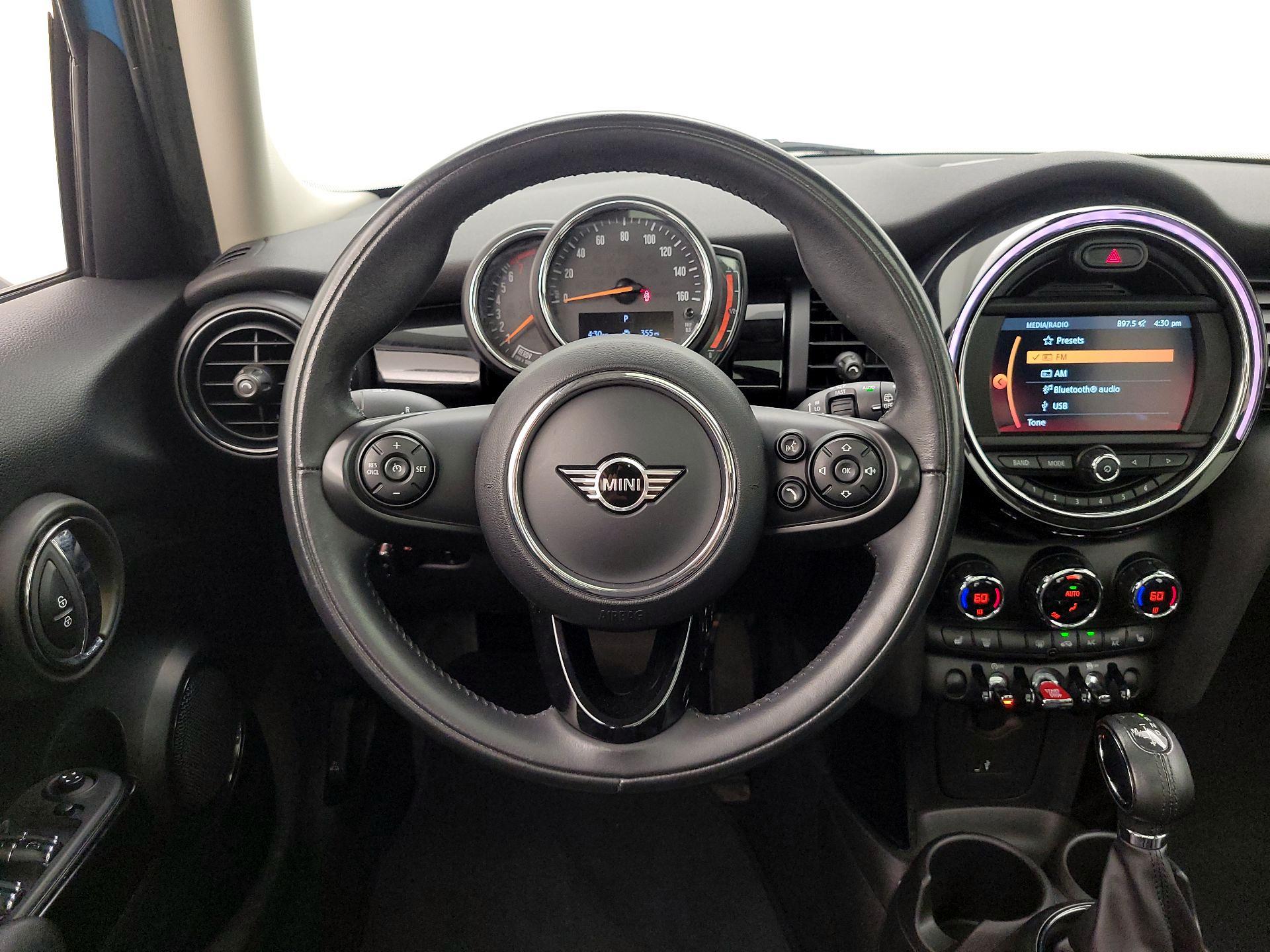 Thumbnail: 2019 MINI Cooper Hardtop - 10