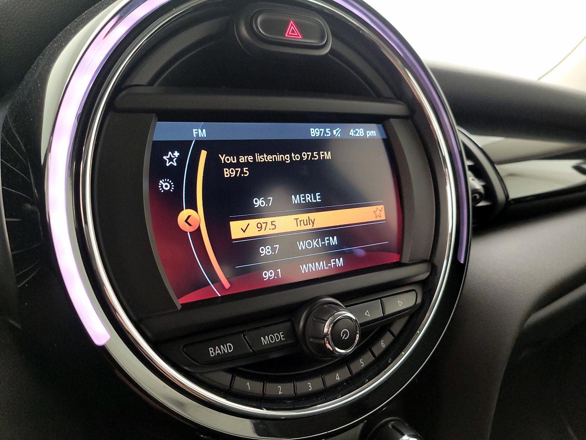 Thumbnail: 2019 MINI Cooper Hardtop - 15