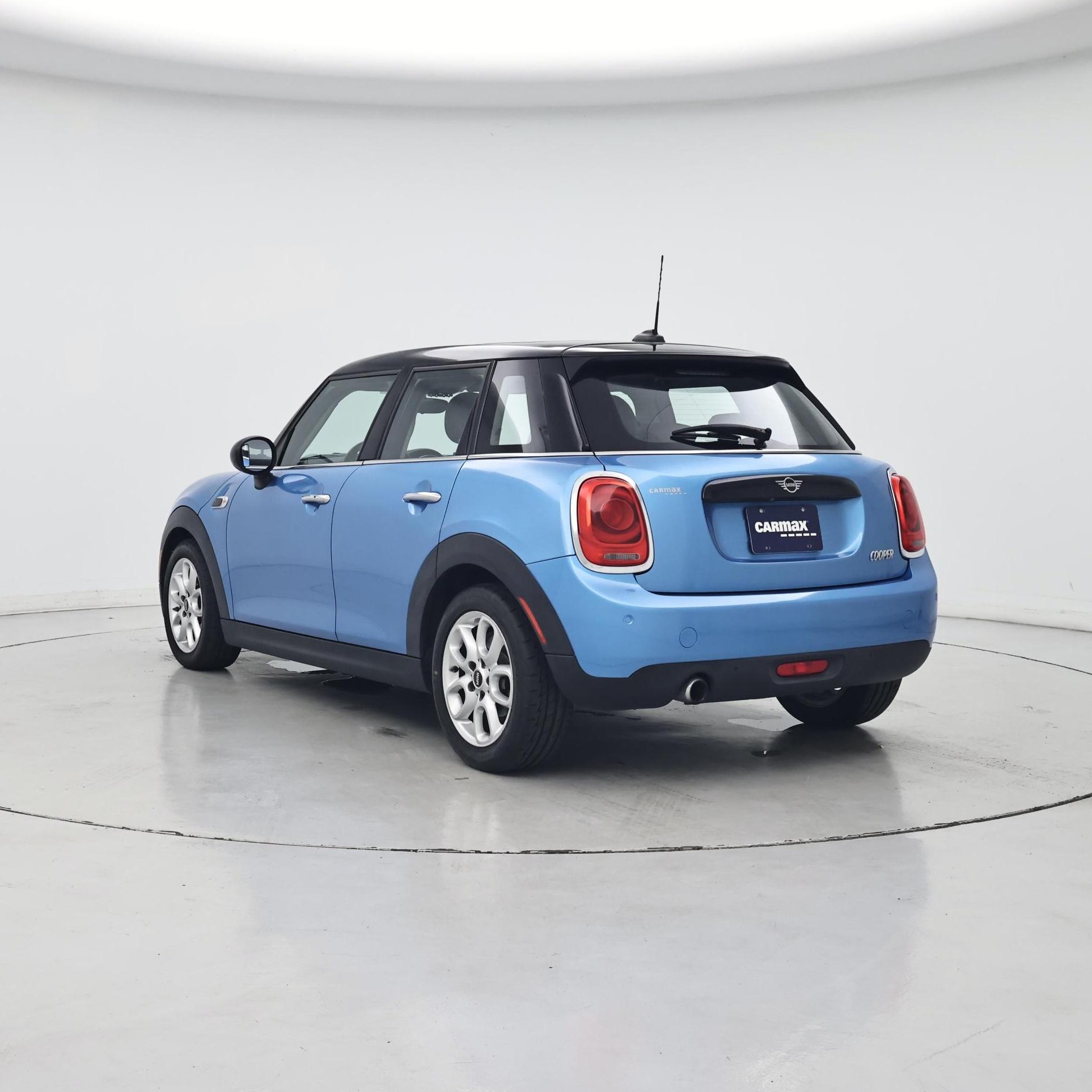 Thumbnail: 2019 MINI Cooper Hardtop - 2
