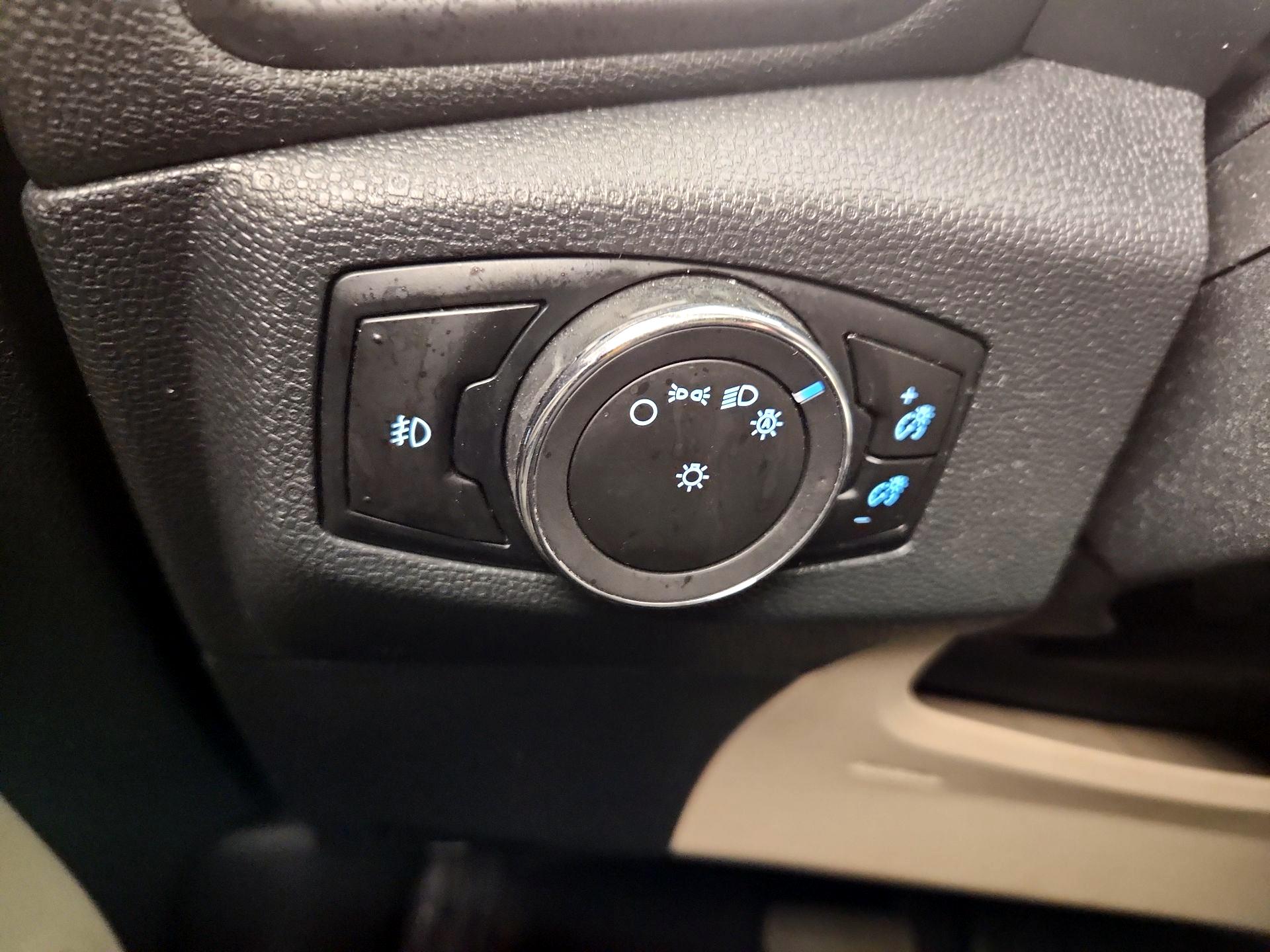 Thumbnail: 2018 Ford EcoSport - 13