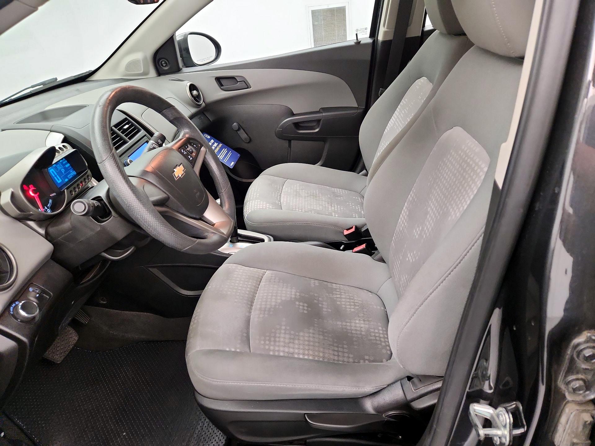 Thumbnail: 2016 Chevrolet Sonic - 11