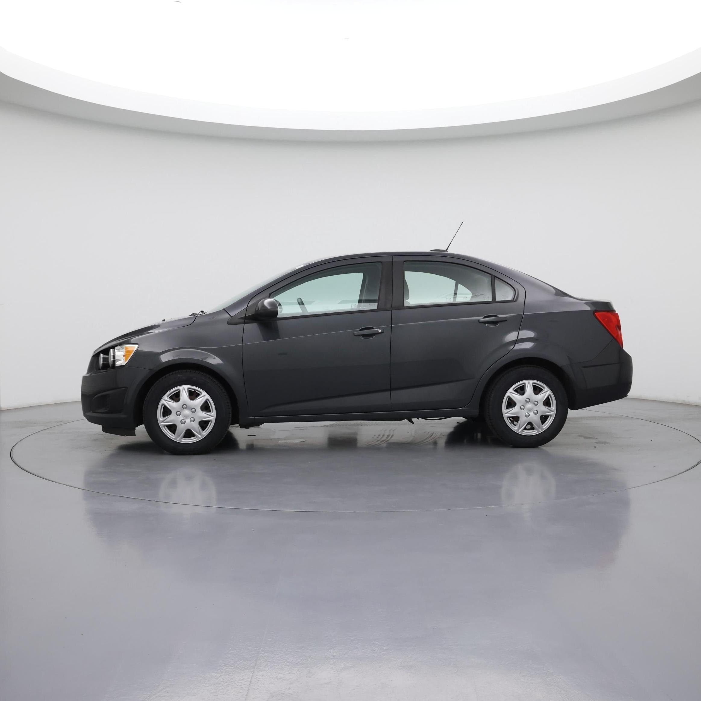 Thumbnail: 2016 Chevrolet Sonic - 3