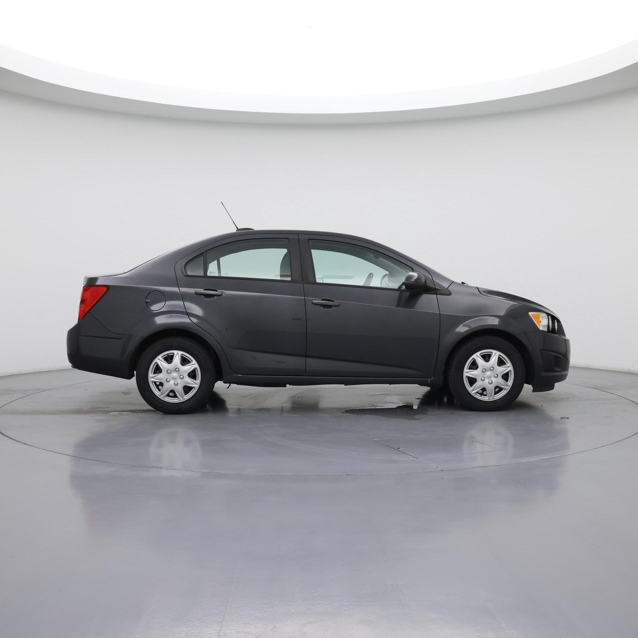 Thumbnail: 2016 Chevrolet Sonic - 7