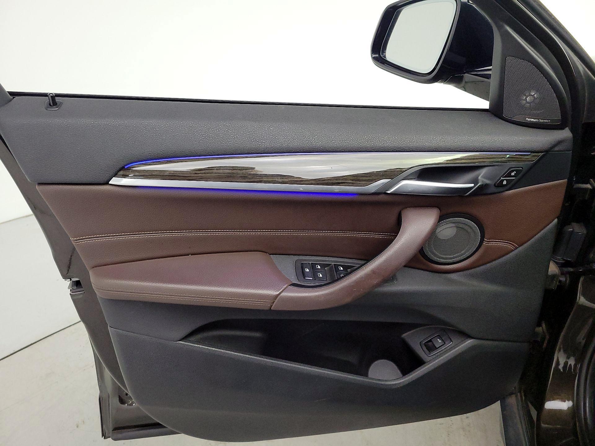 Thumbnail: 2018 BMW X2 - 12