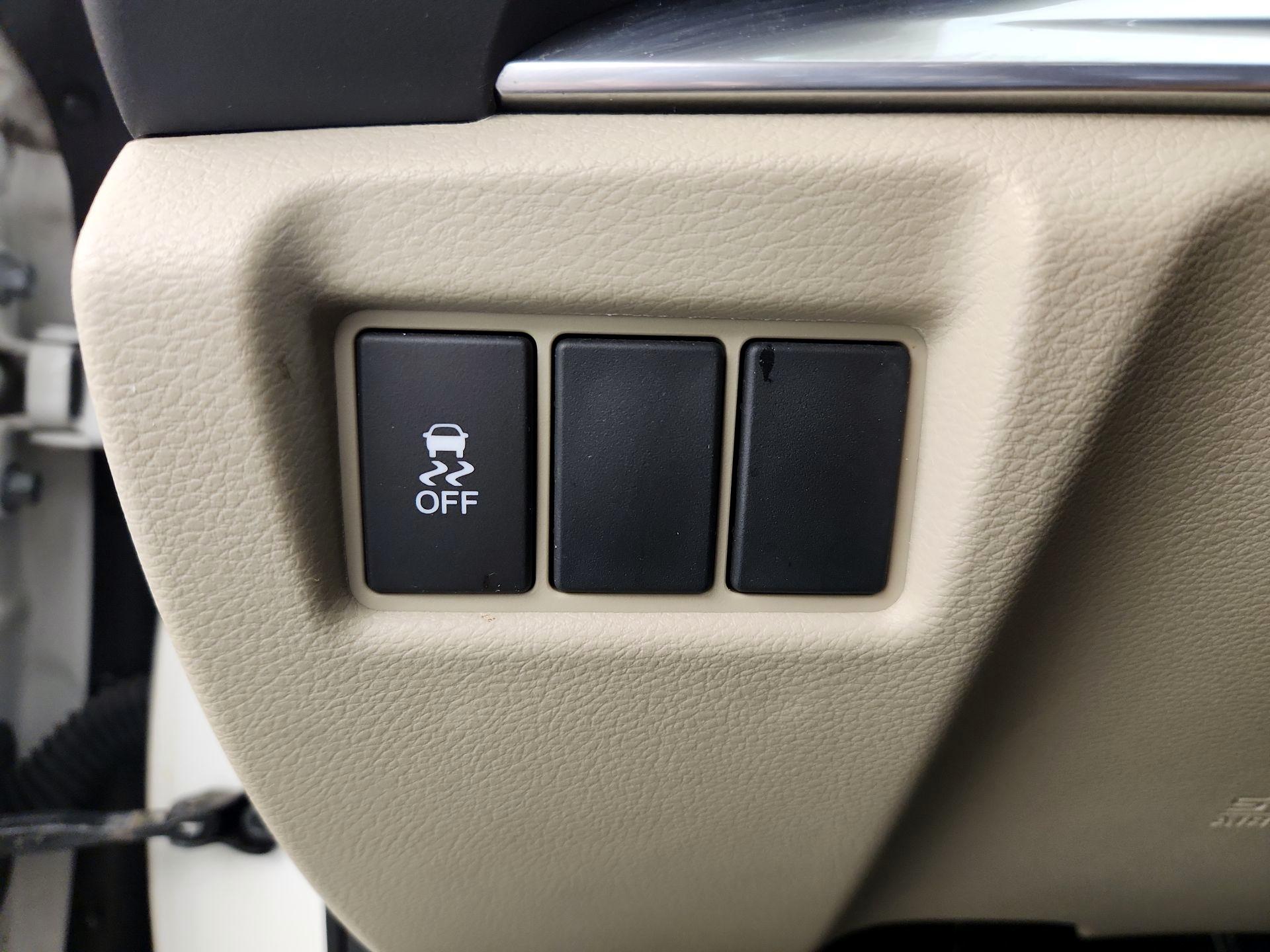 Thumbnail: 2016 Acura MDX - 13