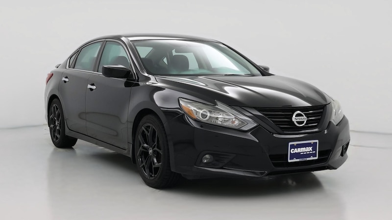 2018 Nissan Altima SR Hero Image