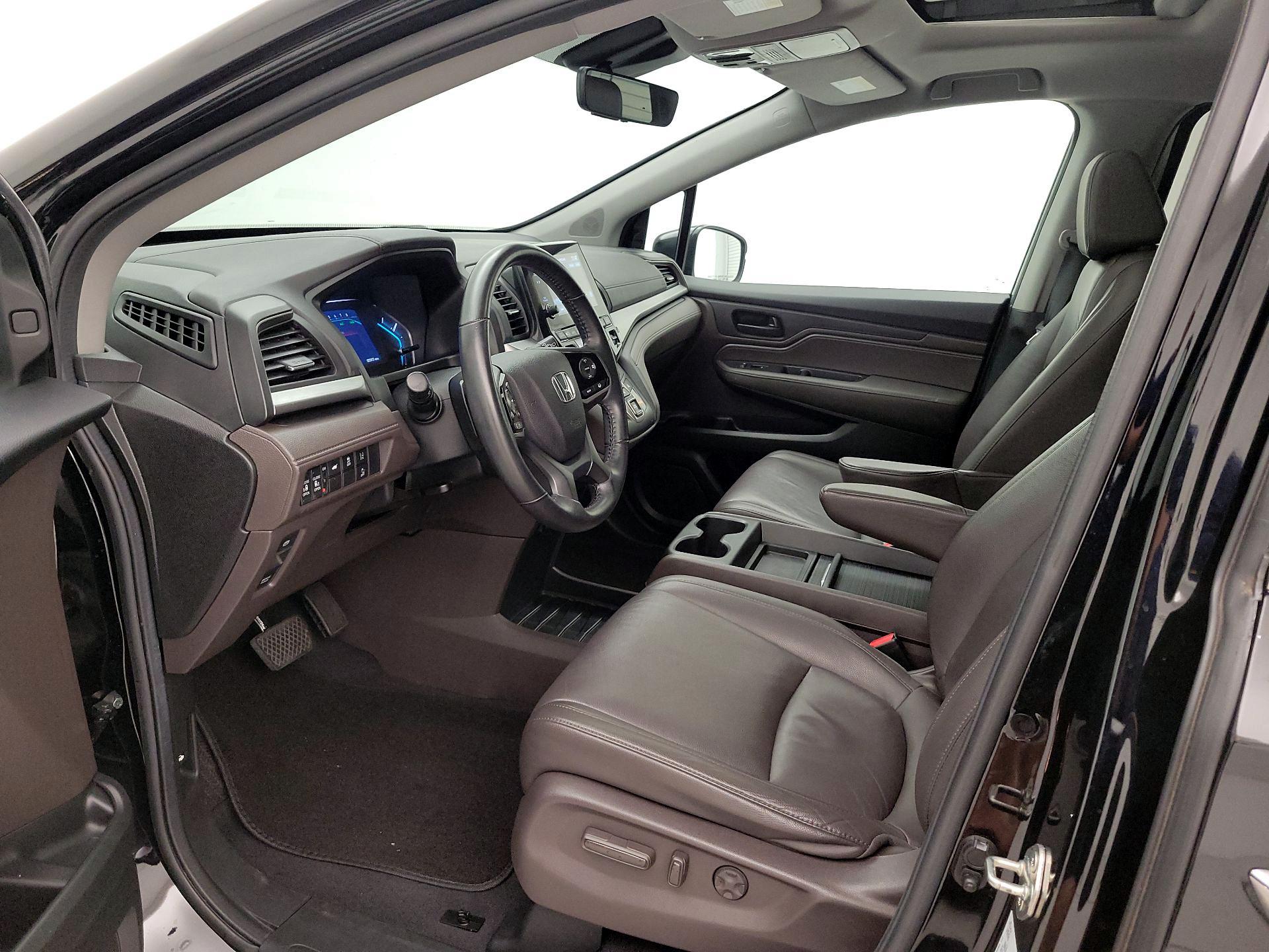 Thumbnail: 2019 Honda Odyssey - 11