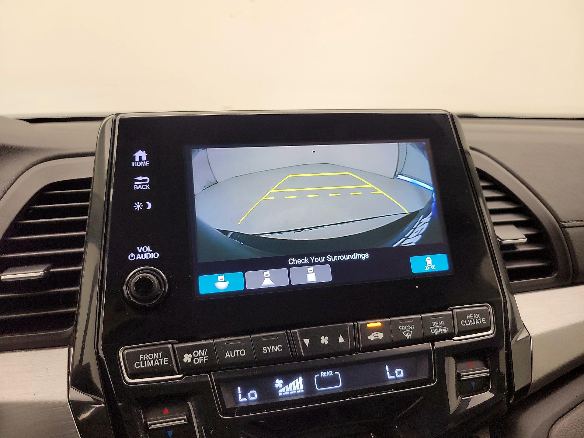 Thumbnail: 2019 Honda Odyssey - 14