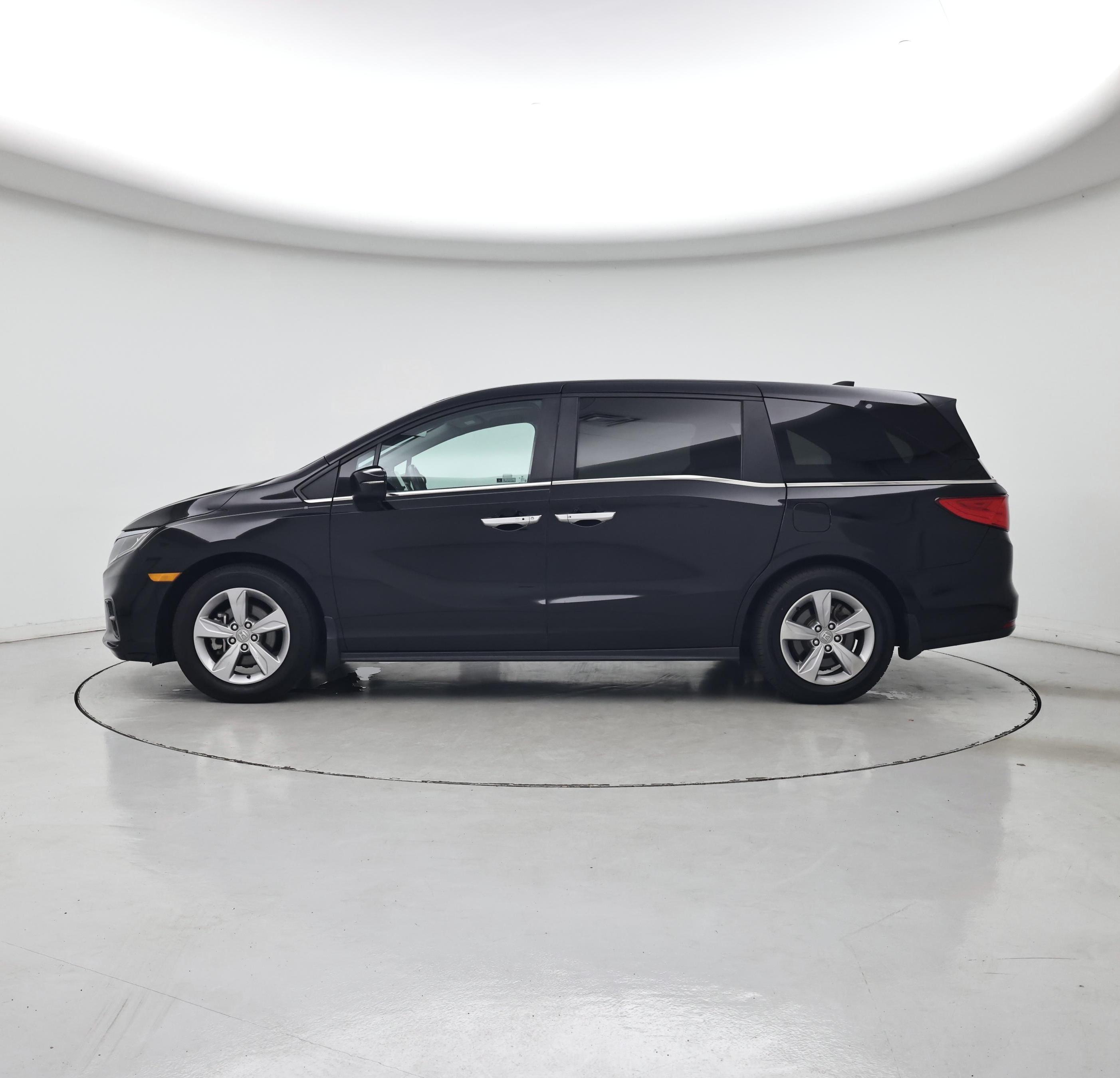 Thumbnail: 2019 Honda Odyssey - 3
