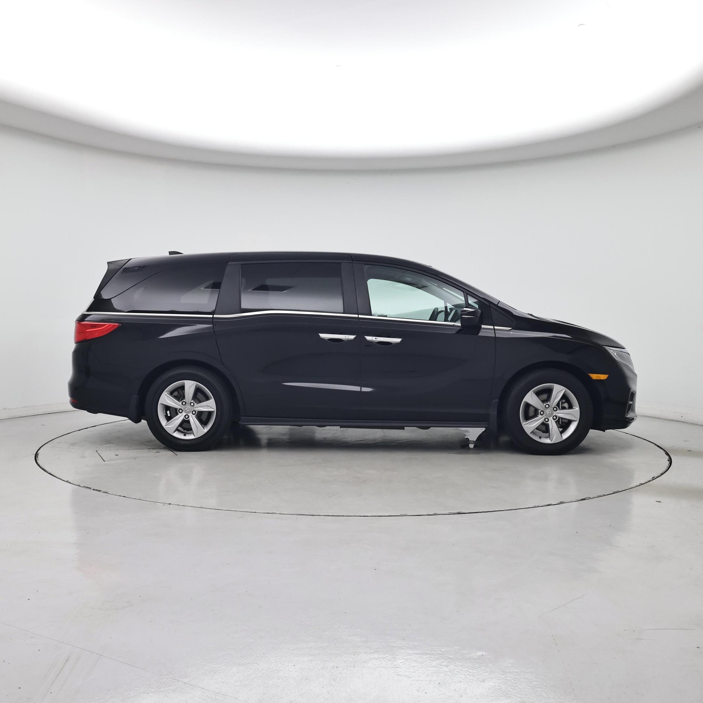 Thumbnail: 2019 Honda Odyssey - 7