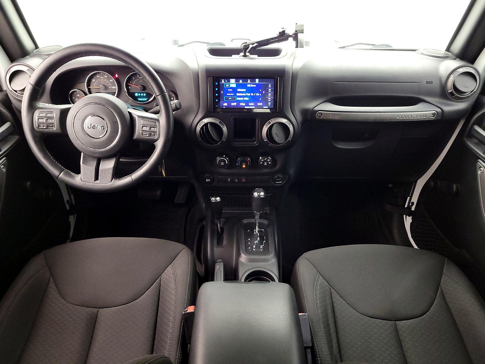 Thumbnail: 2017 Jeep Wrangler - 9