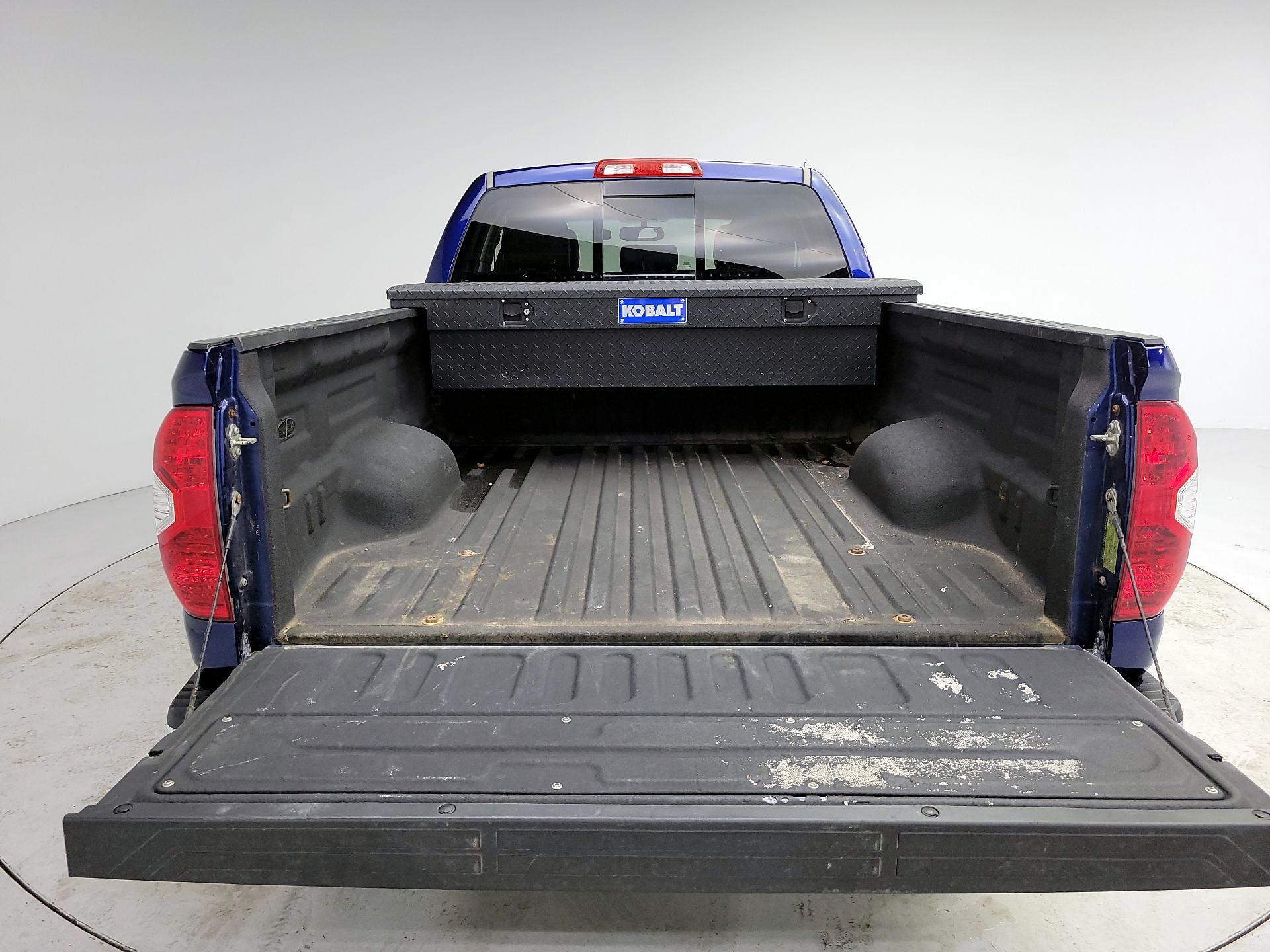 Thumbnail: 2014 Toyota Tundra - 20