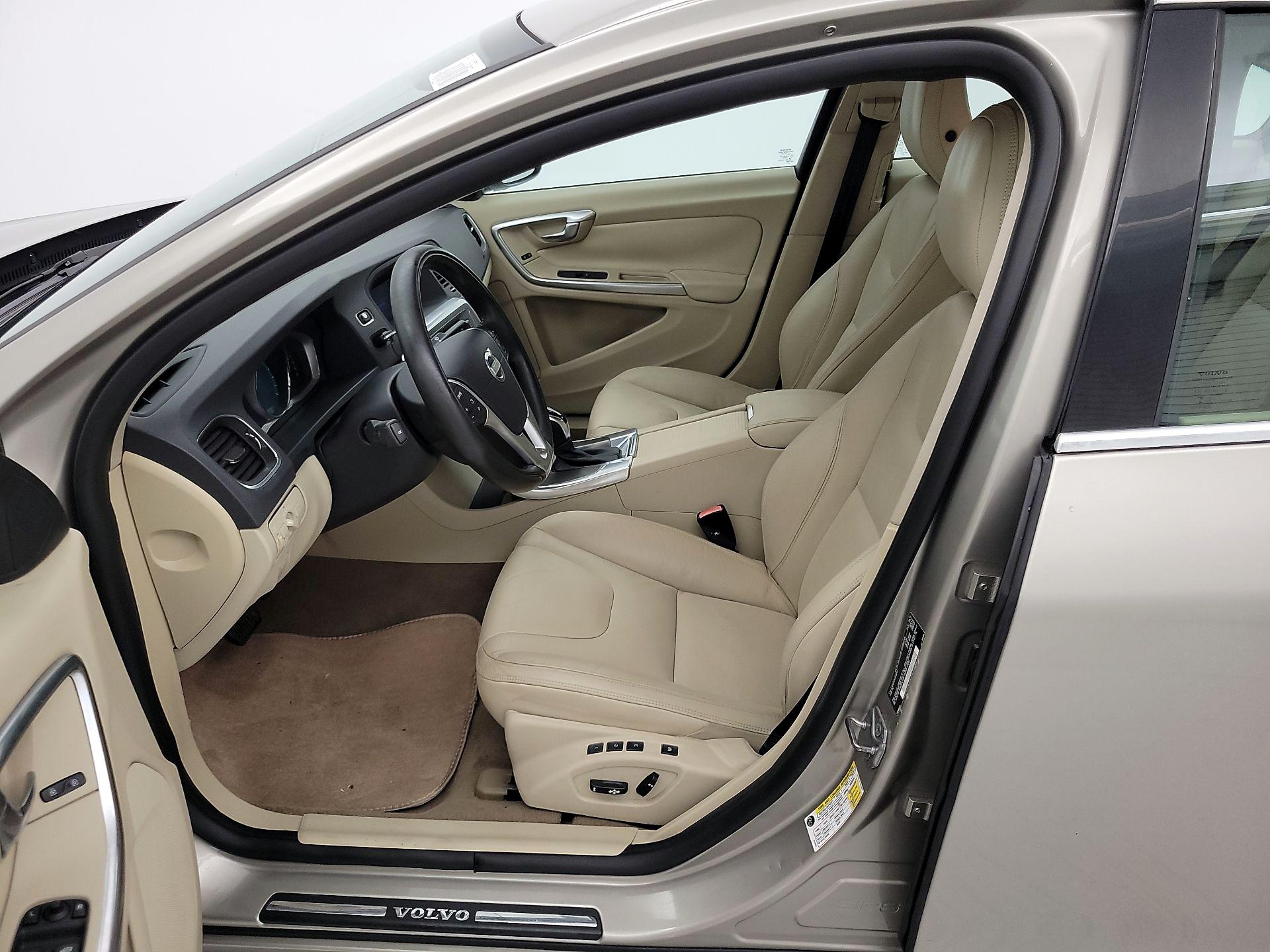 Thumbnail: 2014 Volvo S60 - 11