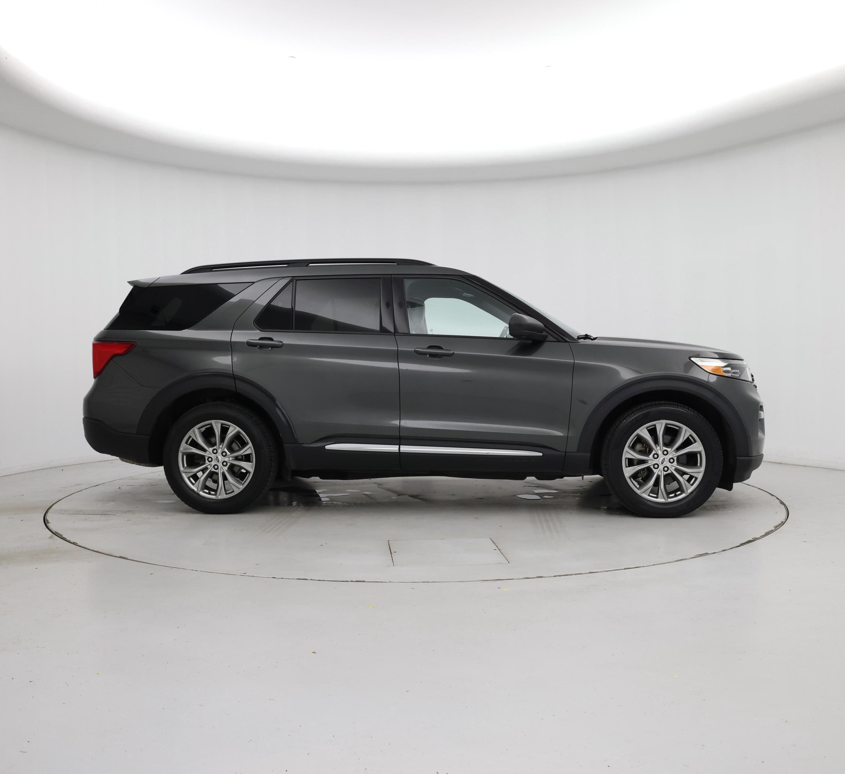 Thumbnail: 2020 Ford Explorer - 7