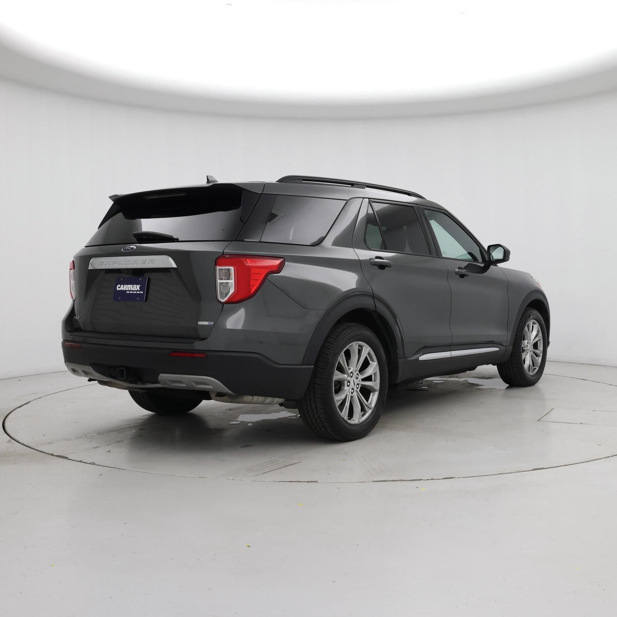 Thumbnail: 2020 Ford Explorer - 8