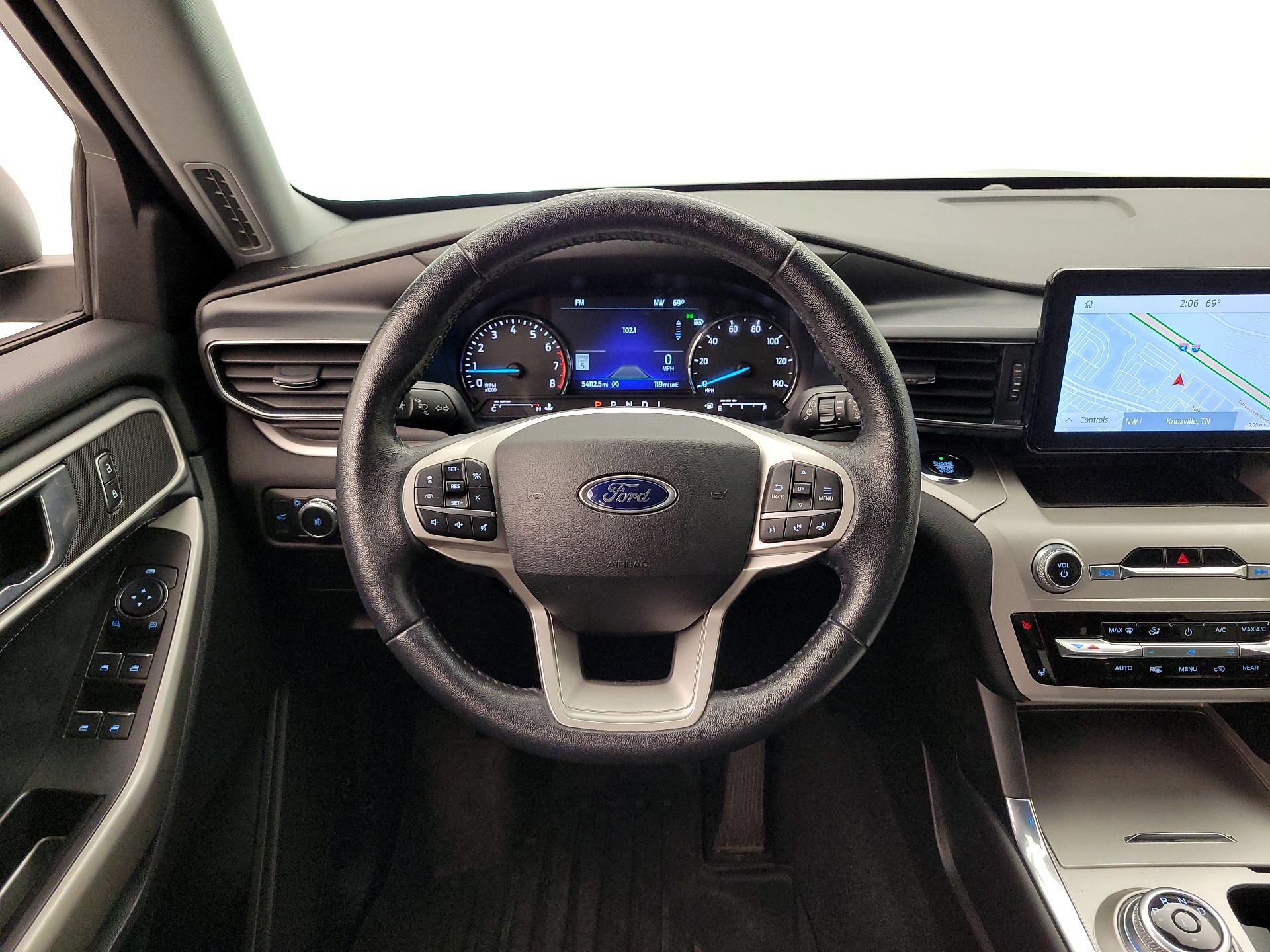 Thumbnail: 2021 Ford Explorer - 10