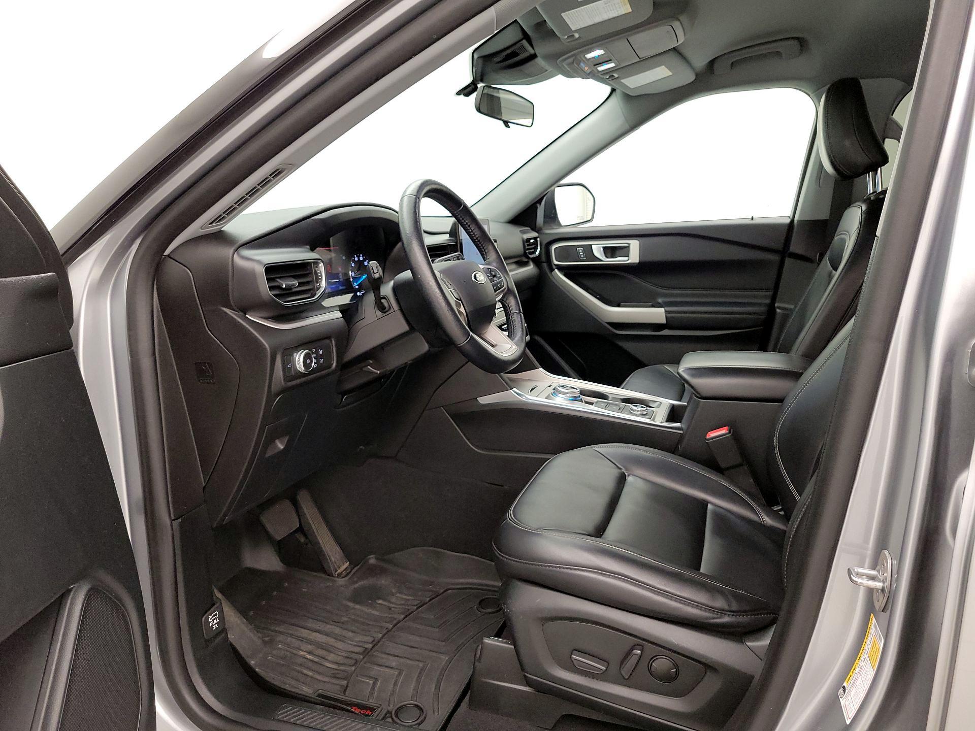 Thumbnail: 2021 Ford Explorer - 11
