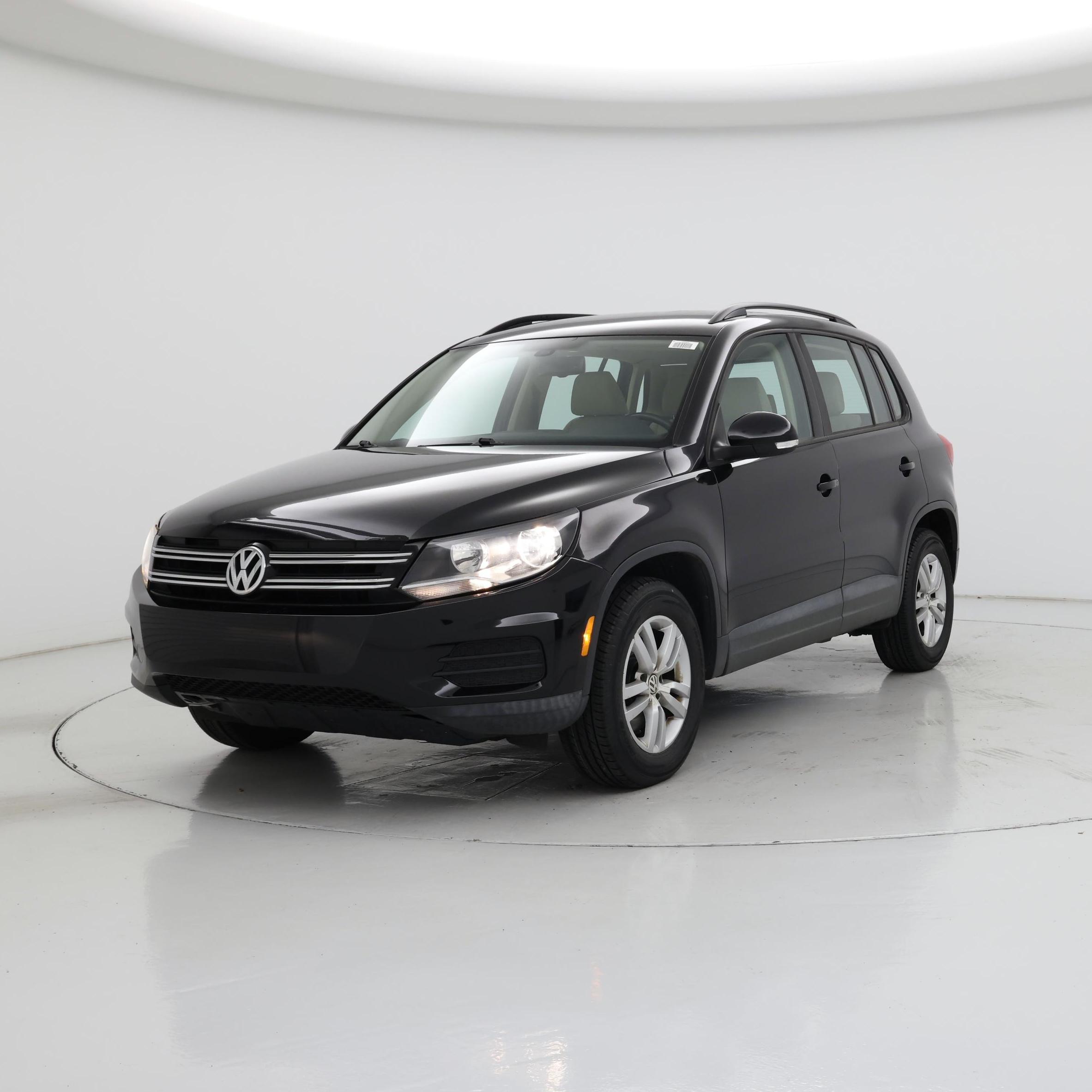 Thumbnail: 2016 Volkswagen Tiguan - 4