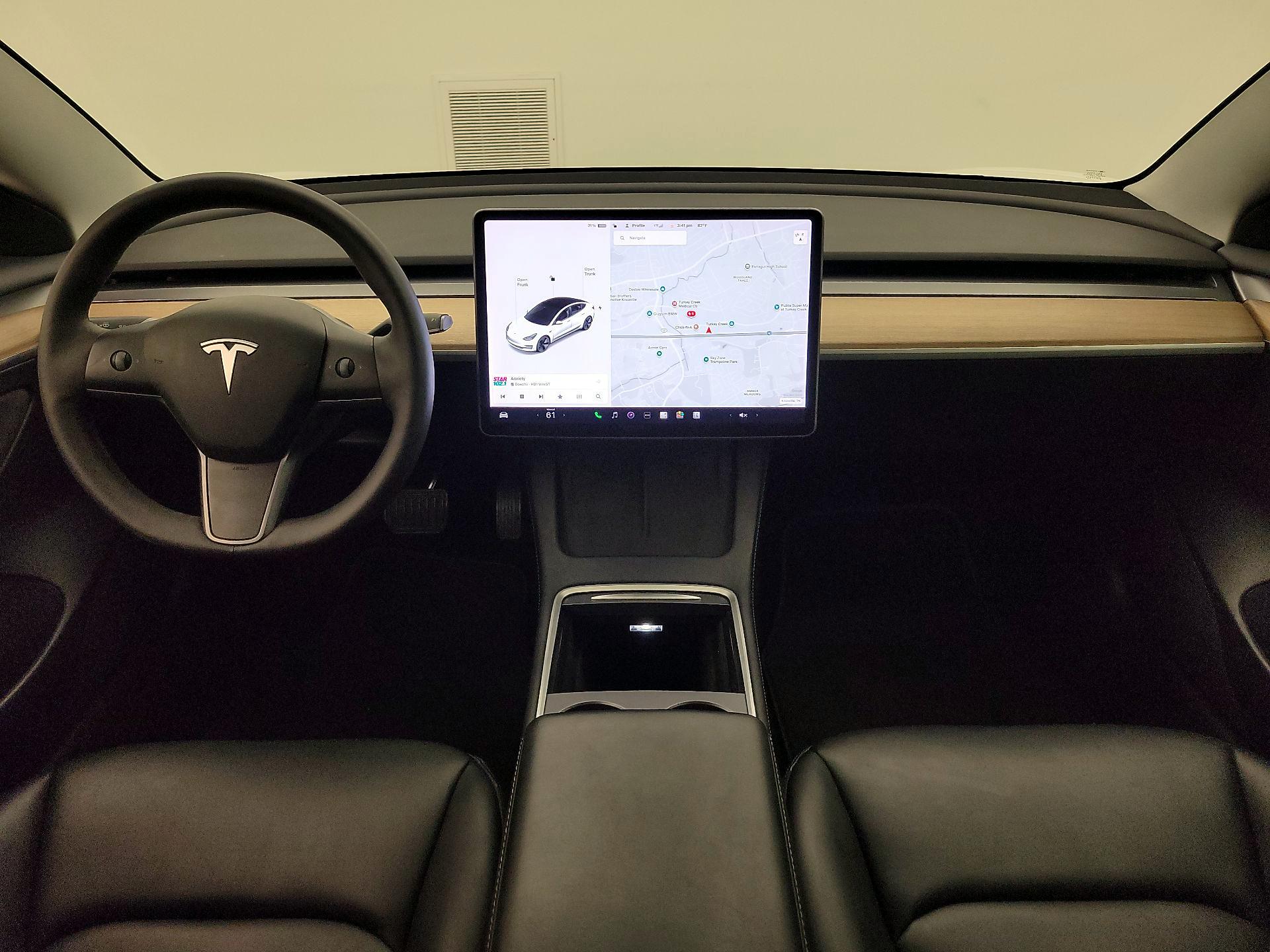 Thumbnail: 2021 Tesla Model 3 - 9