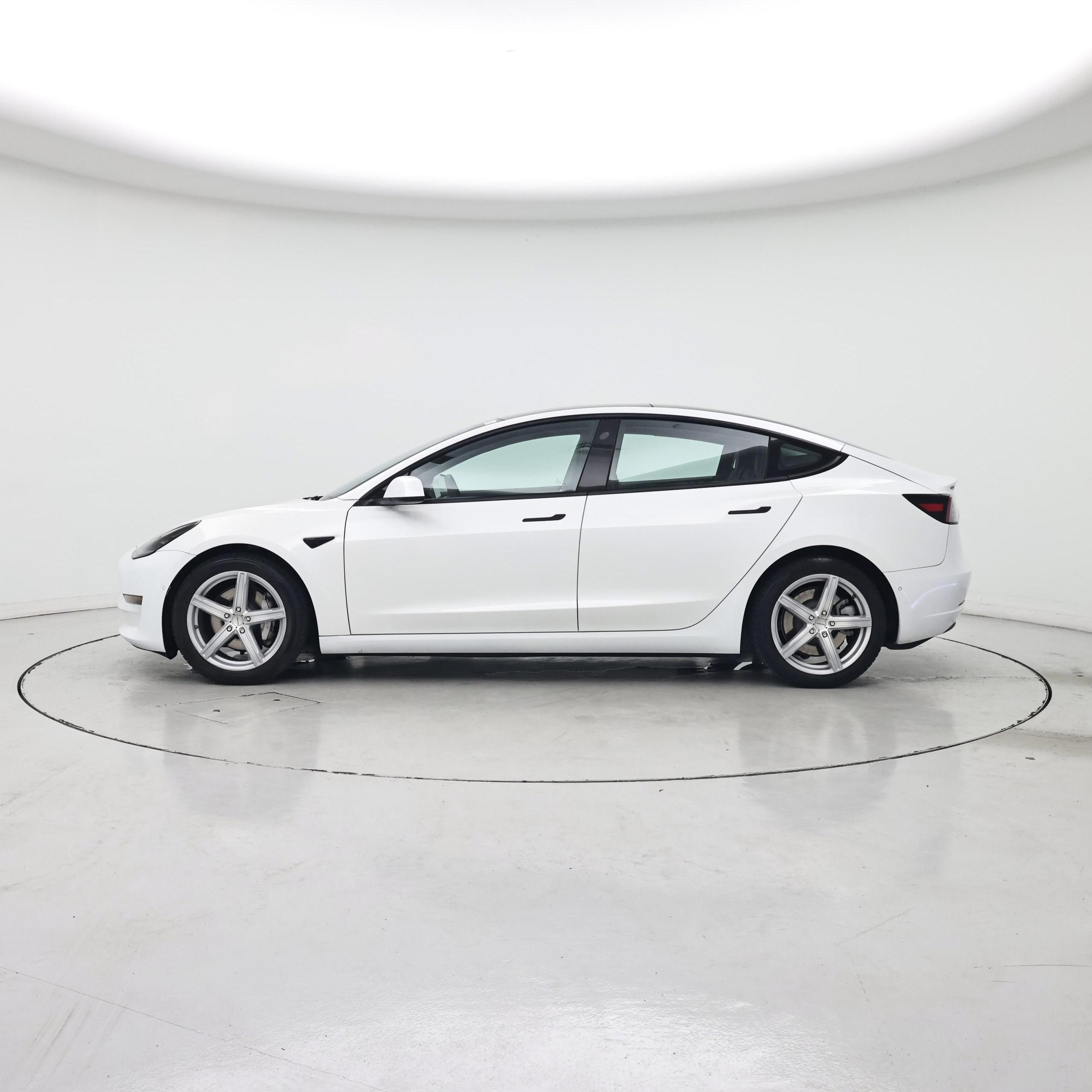 Thumbnail: 2021 Tesla Model 3 - 3