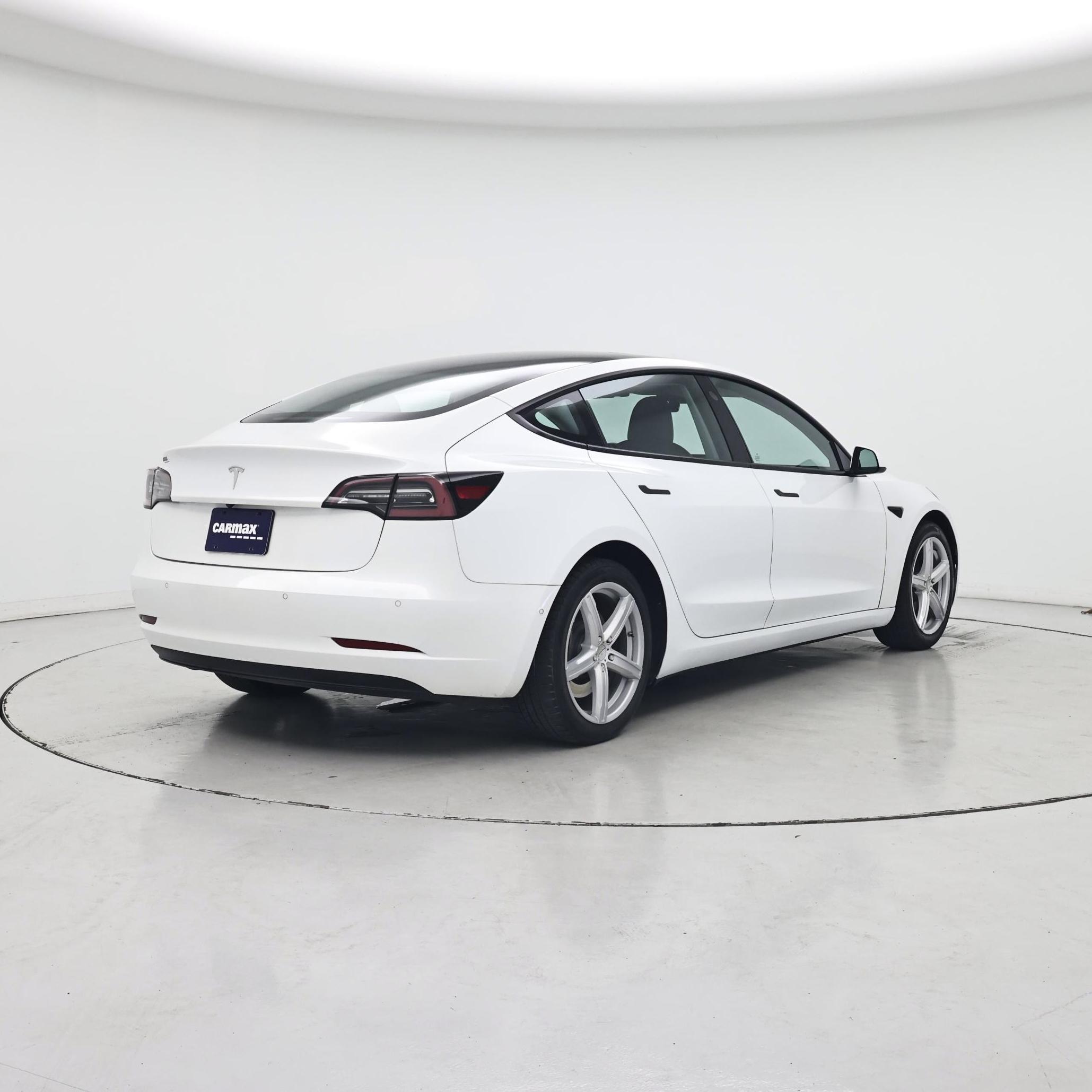 Thumbnail: 2021 Tesla Model 3 - 8